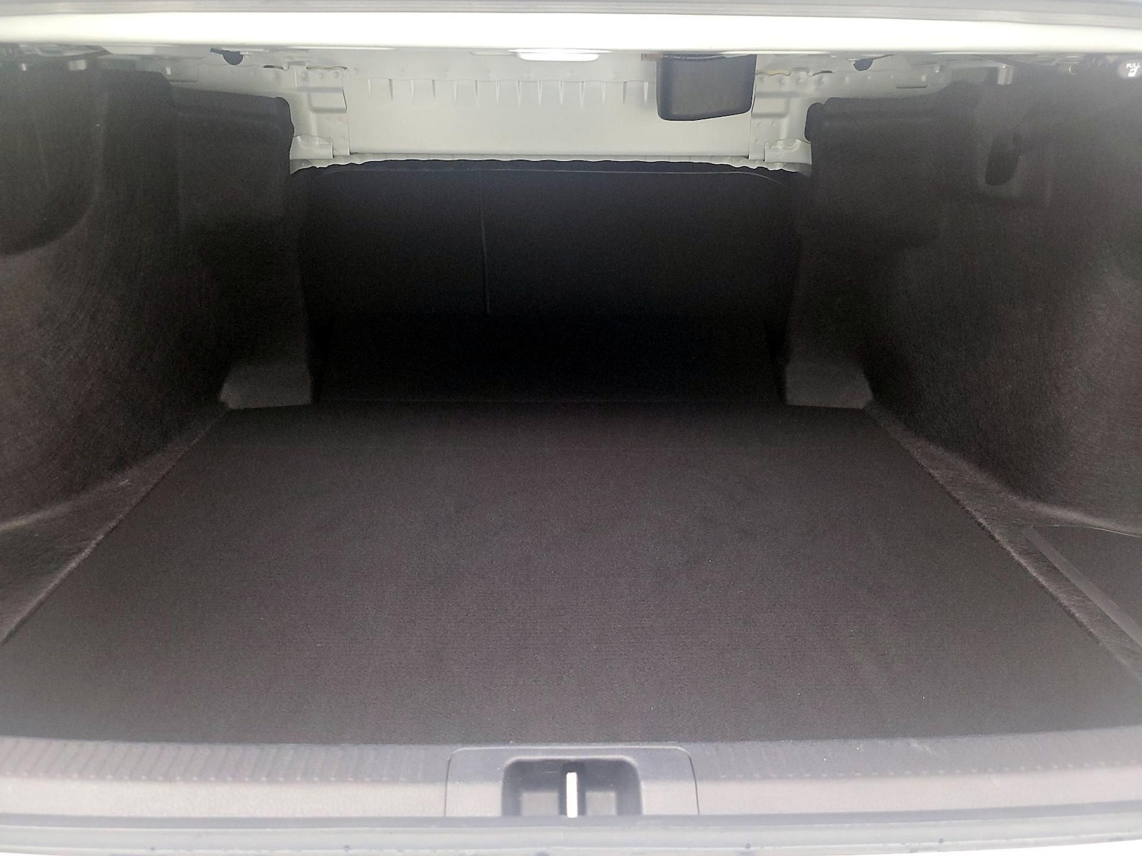 2024 Toyota Camry SE - Photo 21