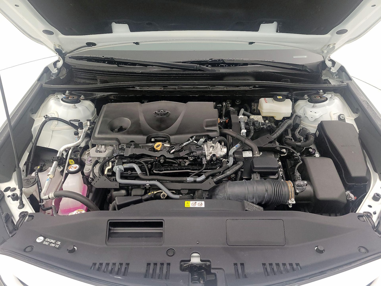 2024 Toyota Camry SE - Photo 22