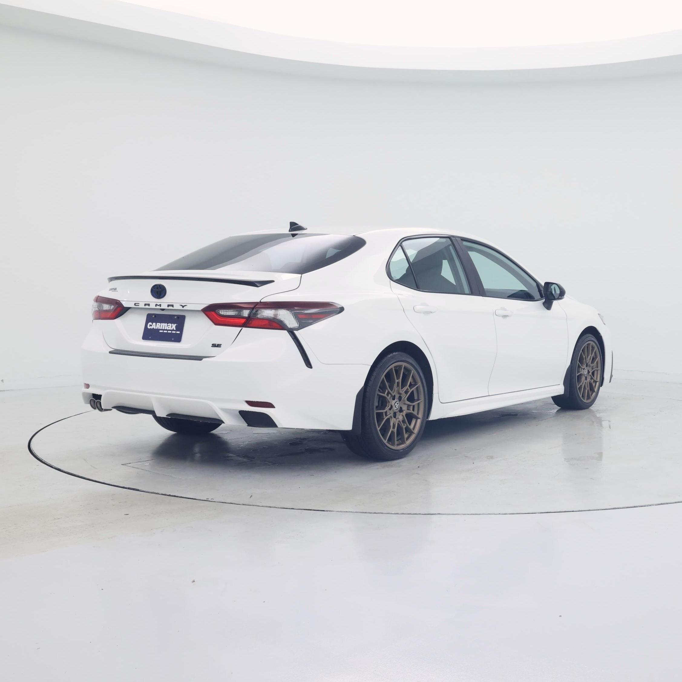 Thumbnail: 2024 Toyota Camry - 8