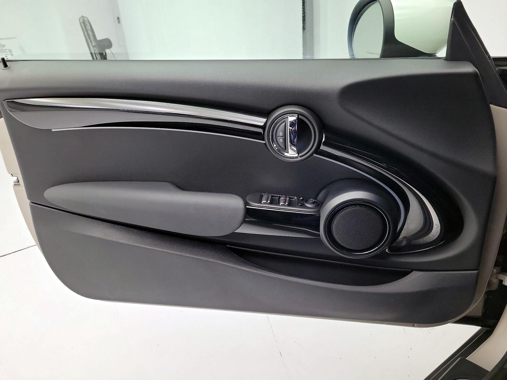 Thumbnail: 2023 MINI Cooper - 12