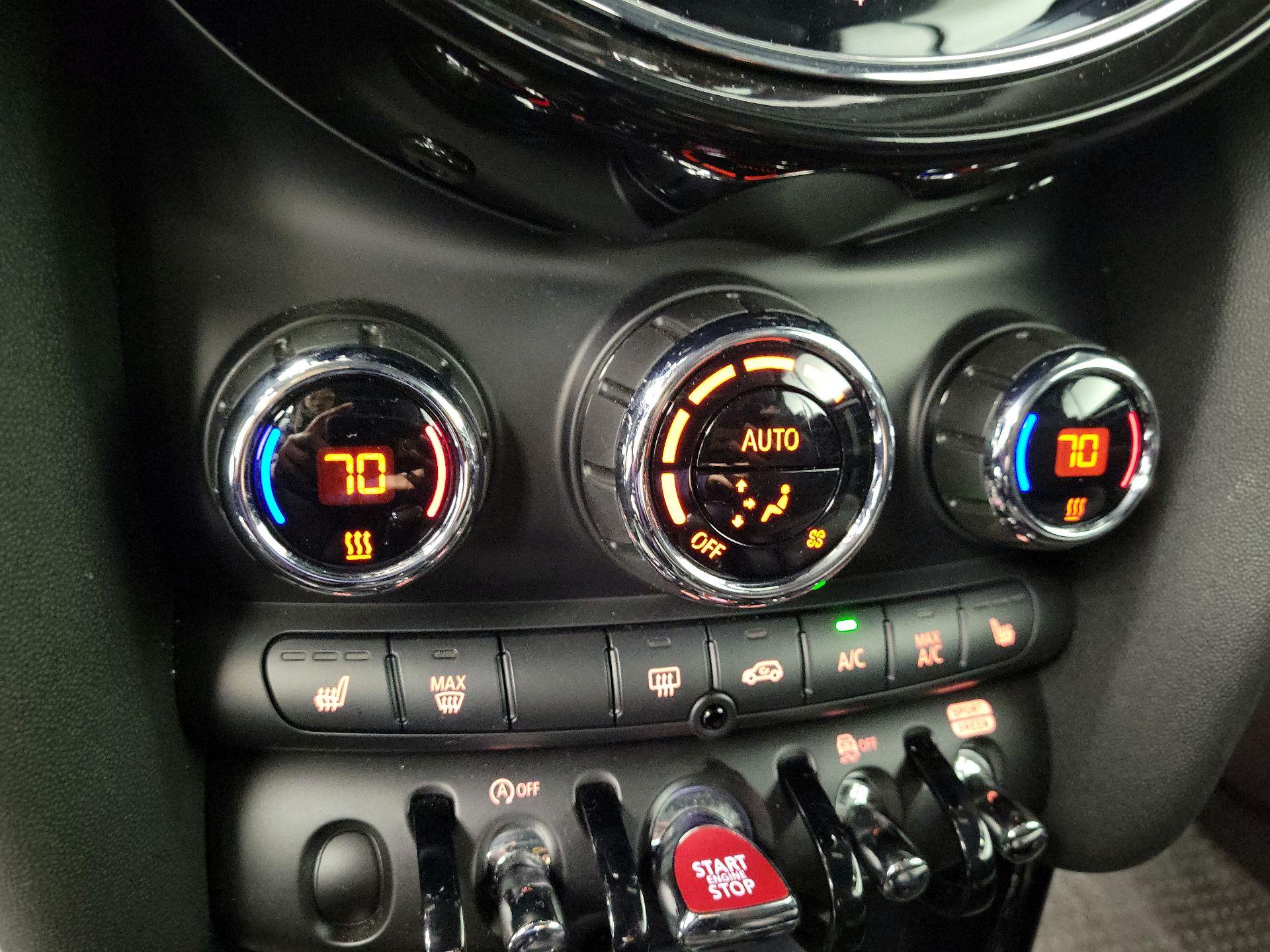 Thumbnail: 2023 MINI Cooper - 17