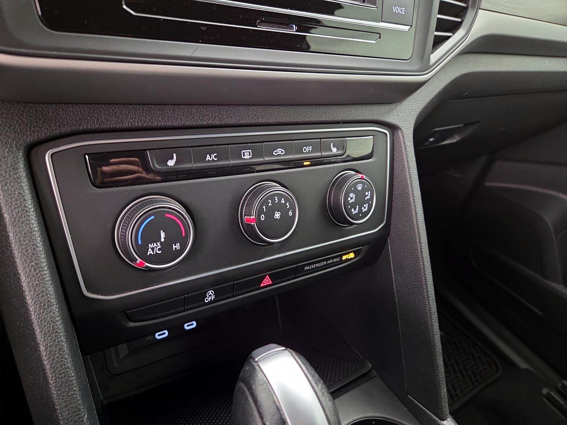 Thumbnail: 2023 Volkswagen Atlas - 16