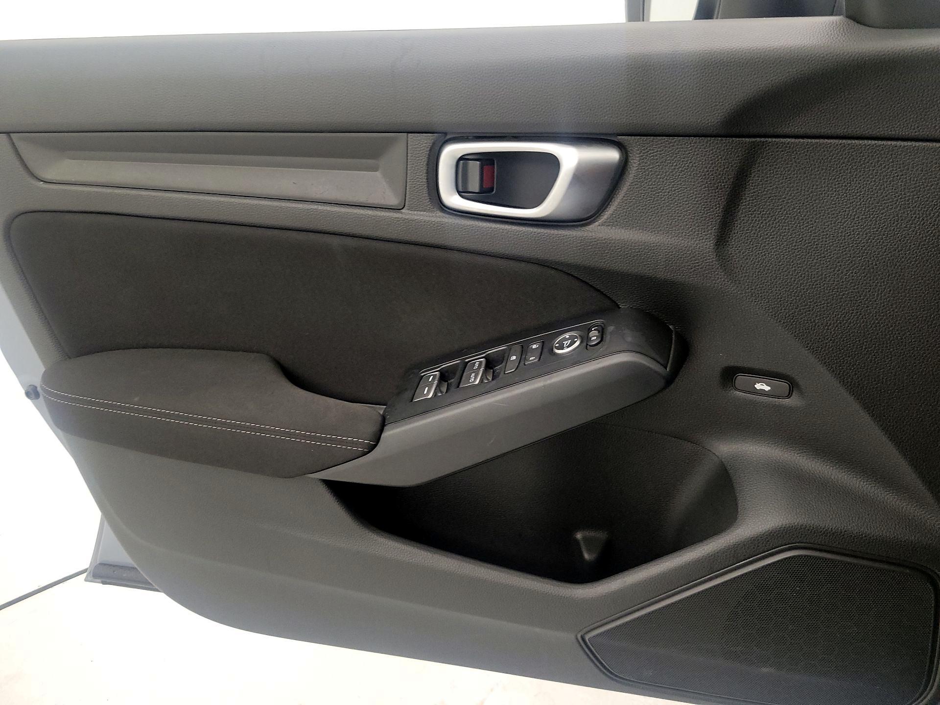 Thumbnail: 2024 Honda Civic - 12