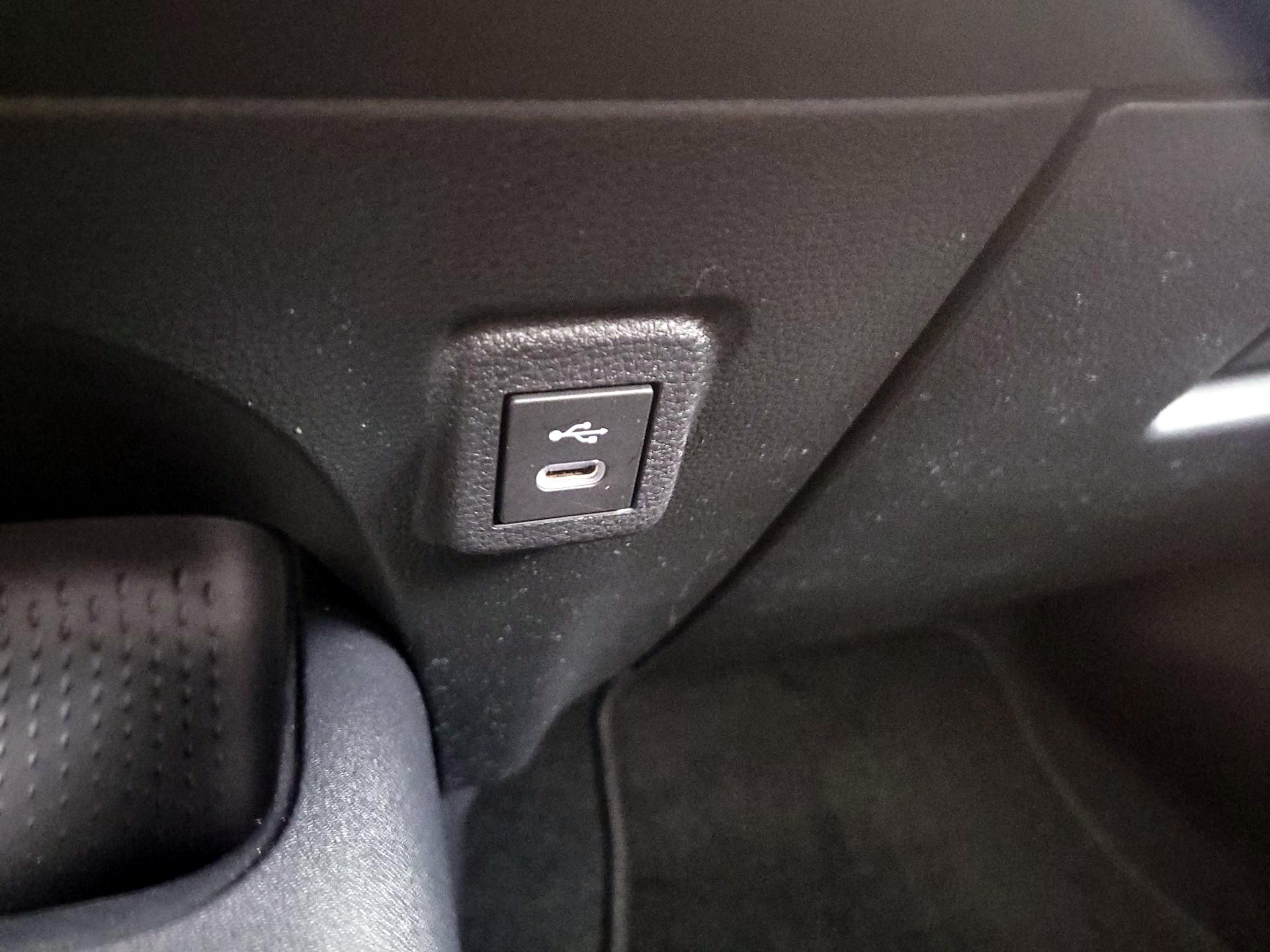 Thumbnail: 2023 Toyota Corolla - 18