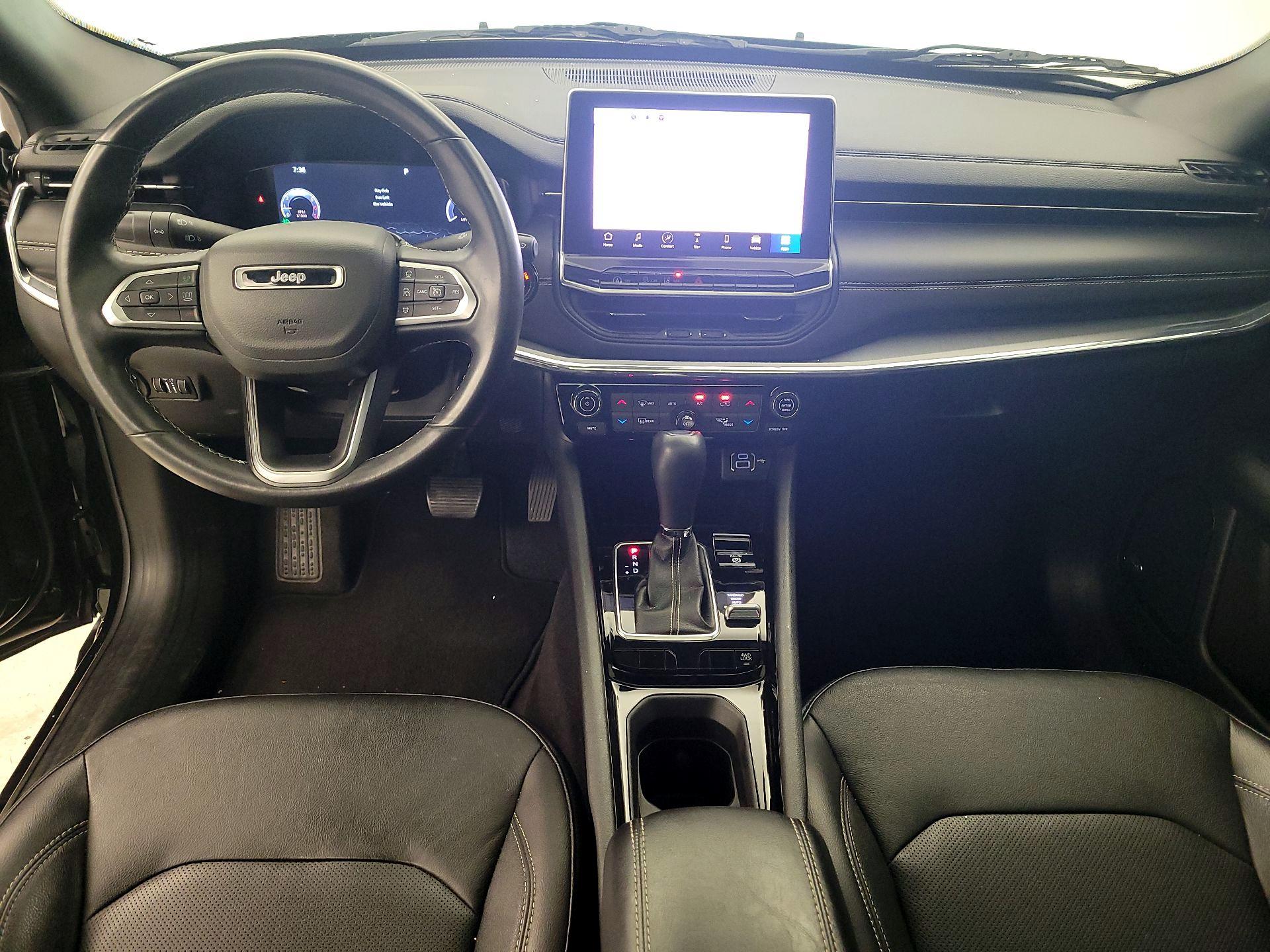 Thumbnail: 2022 Jeep Compass - 9