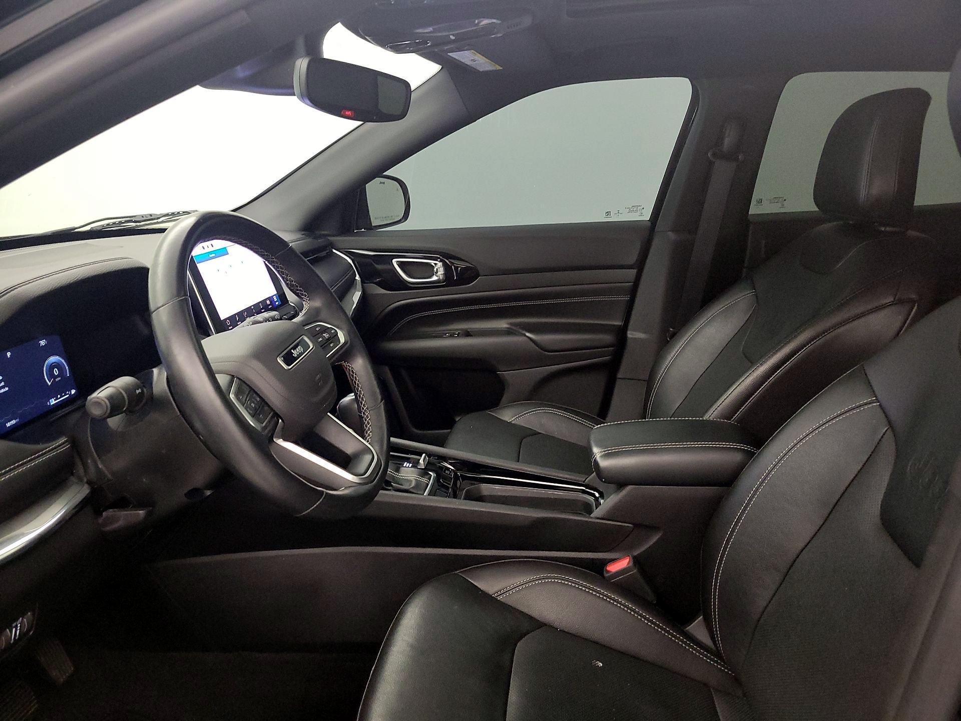 Thumbnail: 2022 Jeep Compass - 11