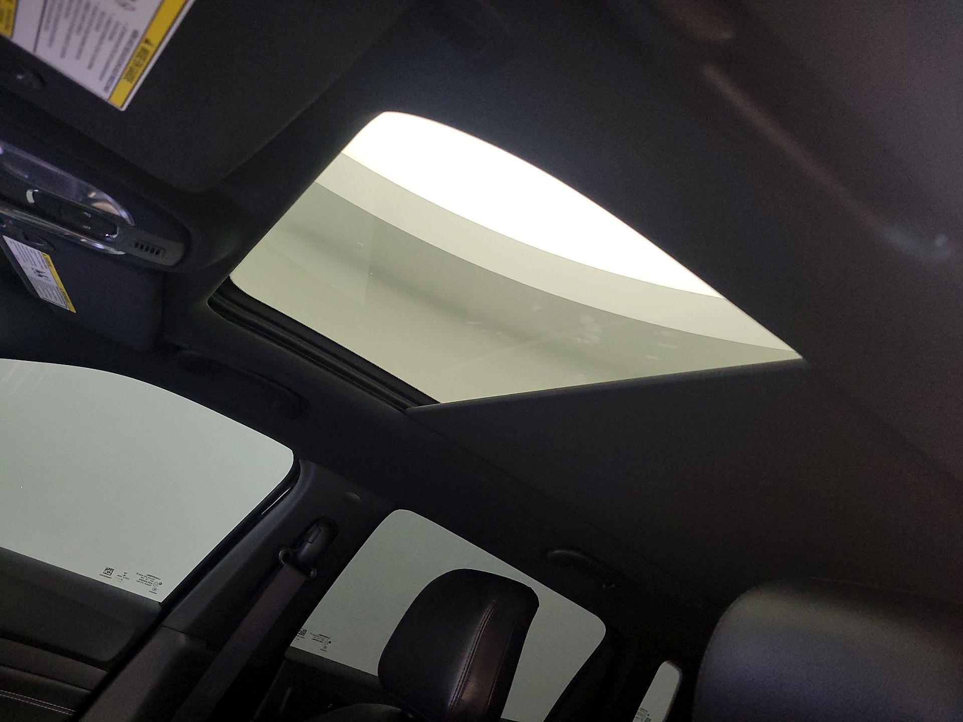 Thumbnail: 2022 Jeep Compass - 19