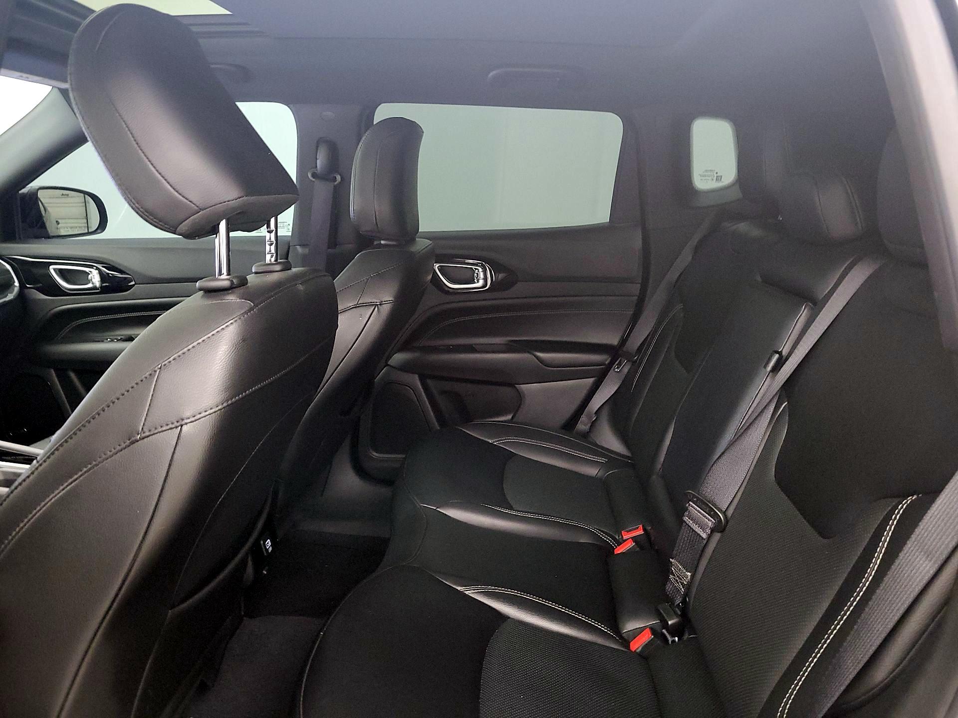 Thumbnail: 2022 Jeep Compass - 20