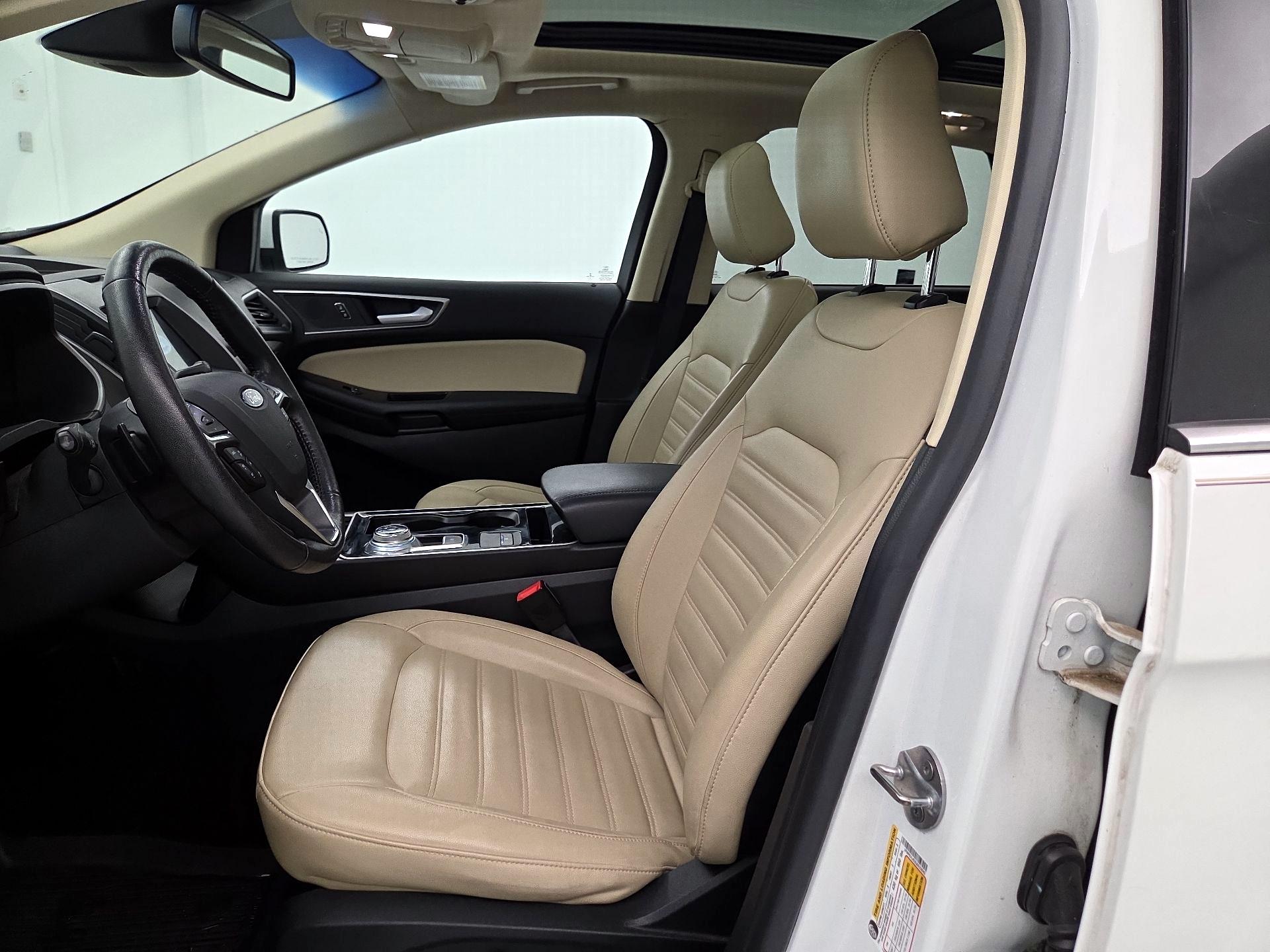 Thumbnail: 2020 Ford Edge - 11