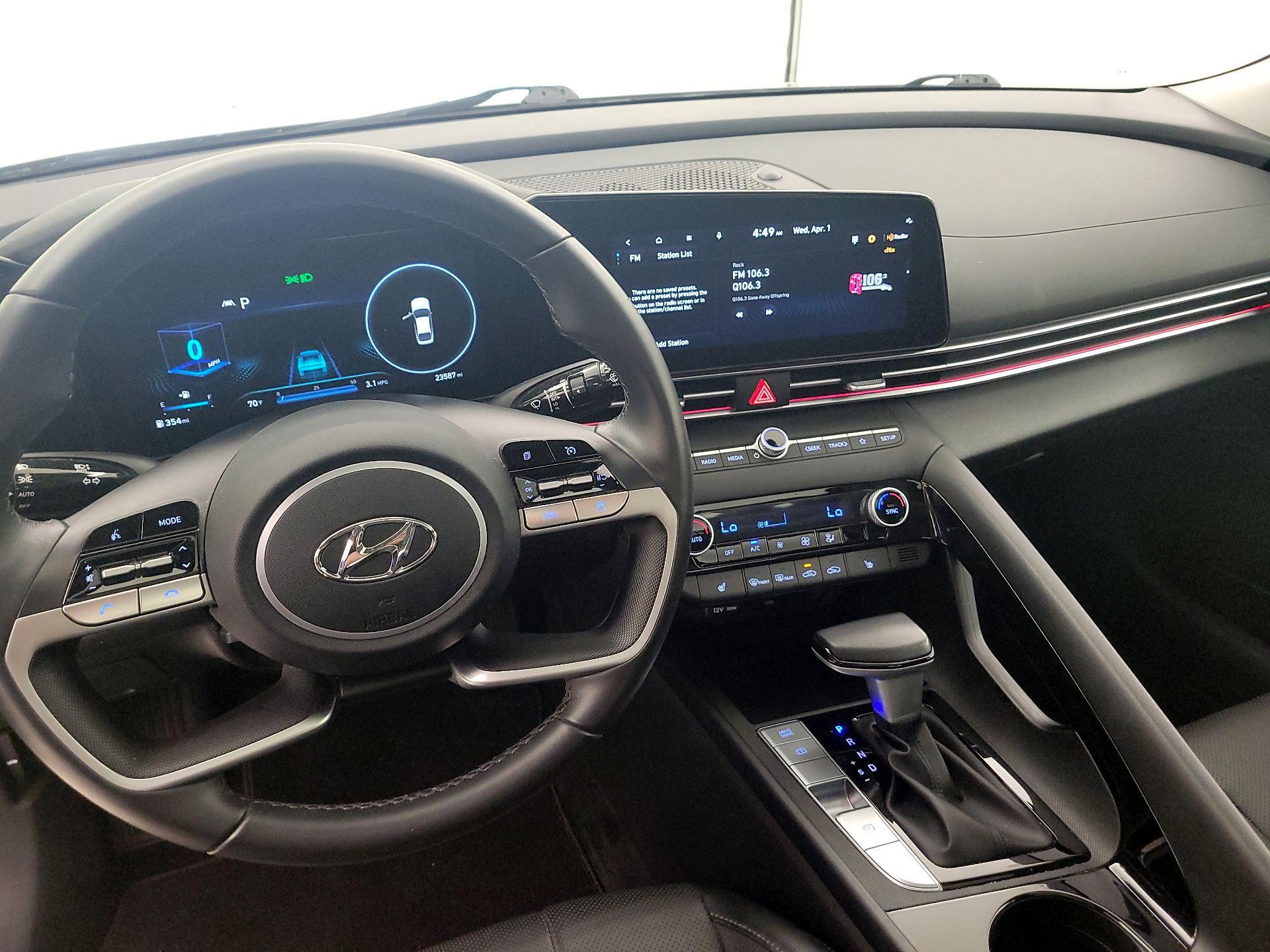 Thumbnail: 2023 Hyundai Elantra - 9