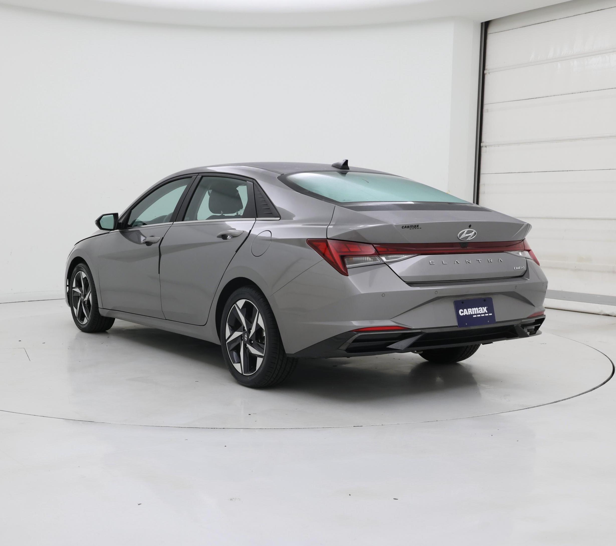 Thumbnail: 2023 Hyundai Elantra - 2