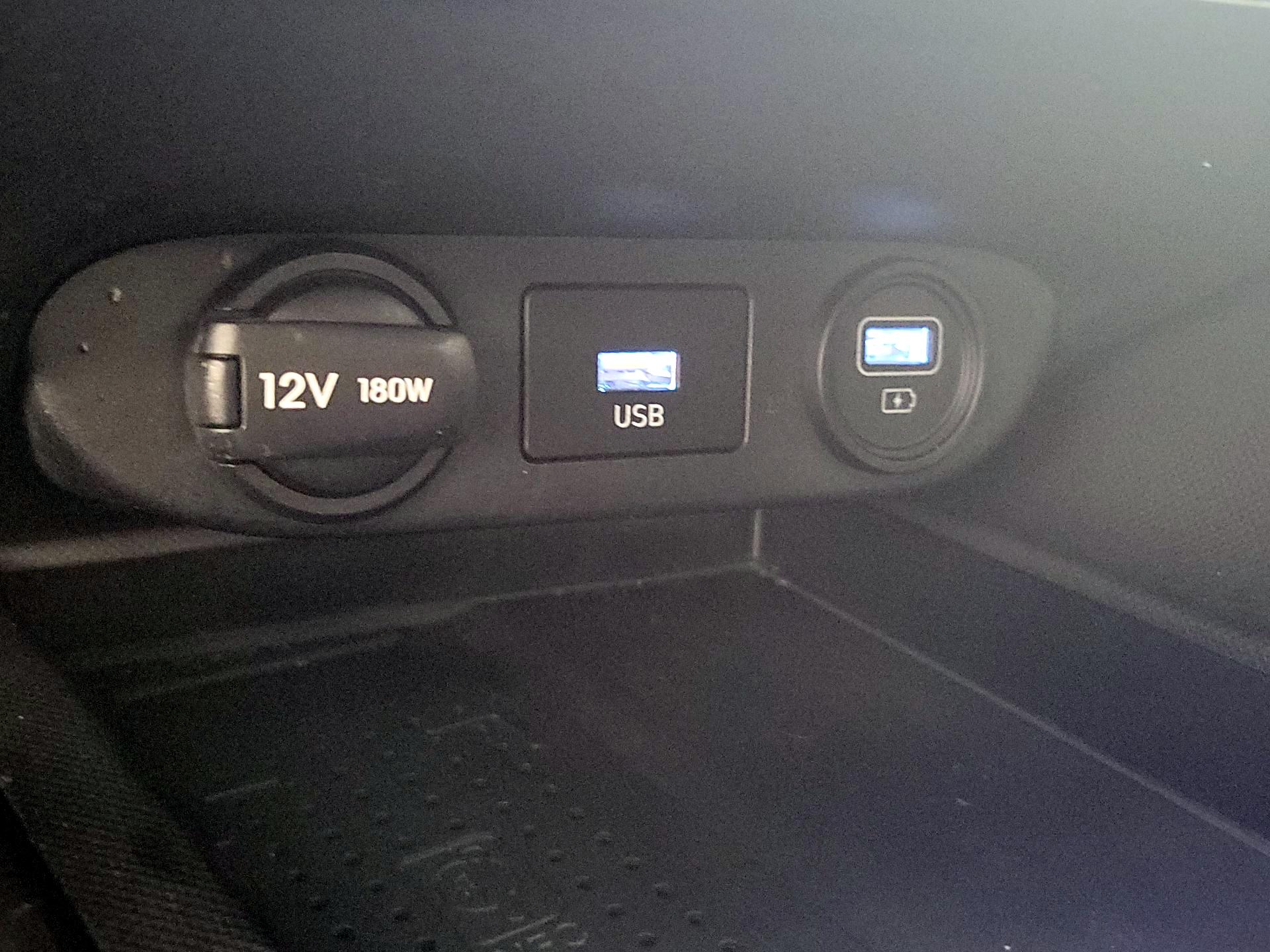 Thumbnail: 2023 Hyundai Elantra - 19