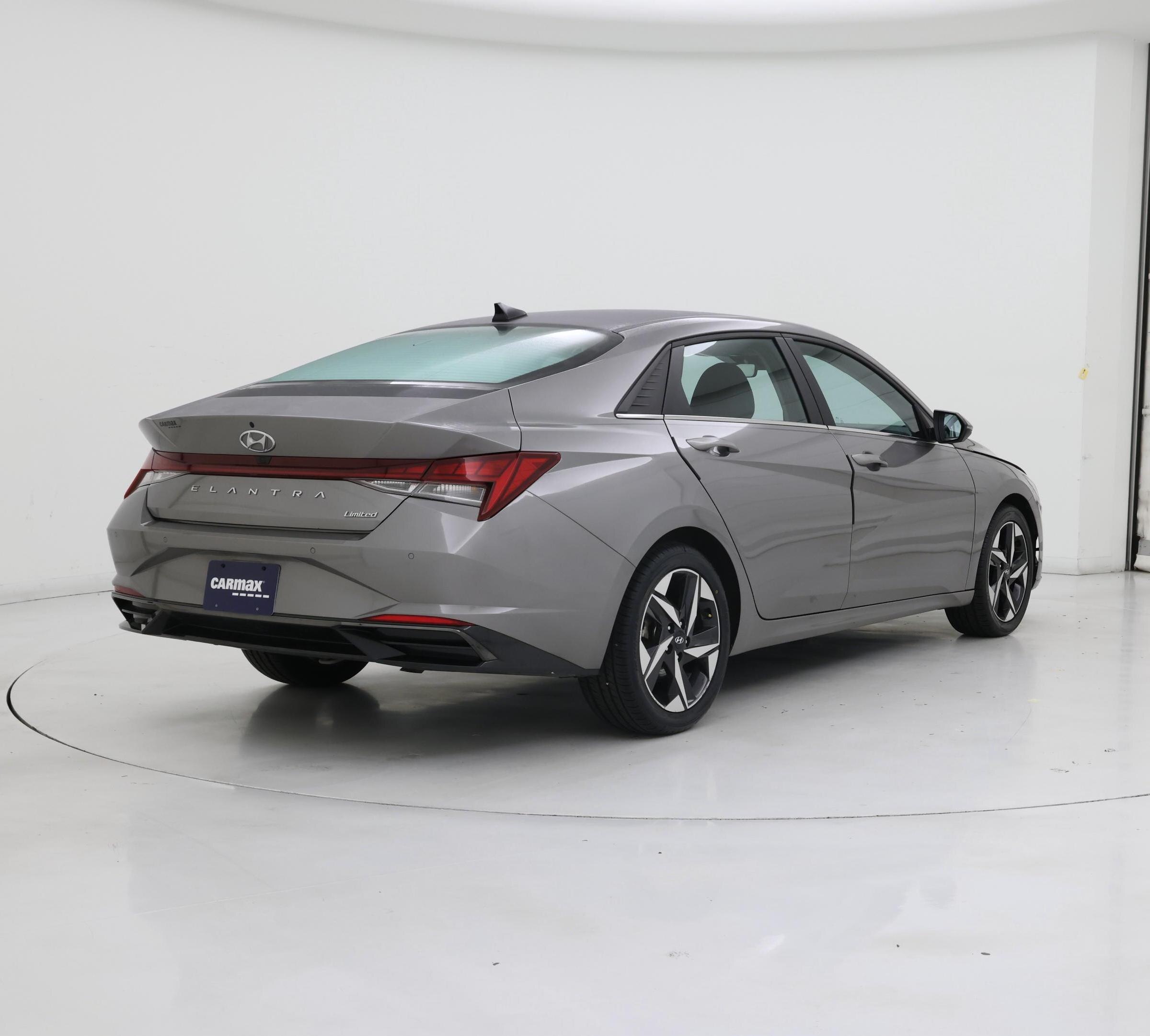 Thumbnail: 2023 Hyundai Elantra - 8