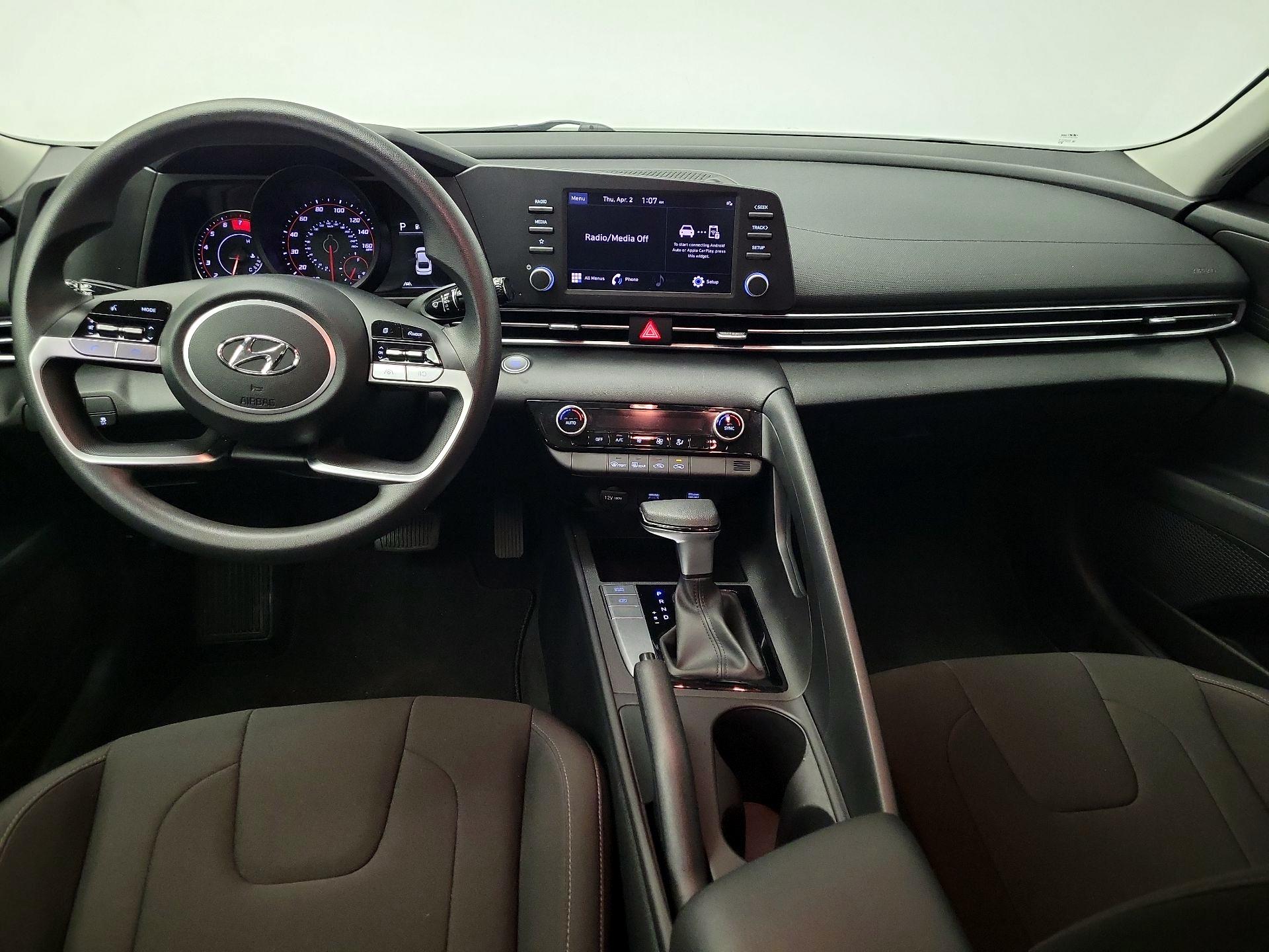 Thumbnail: 2023 Hyundai Elantra - 9