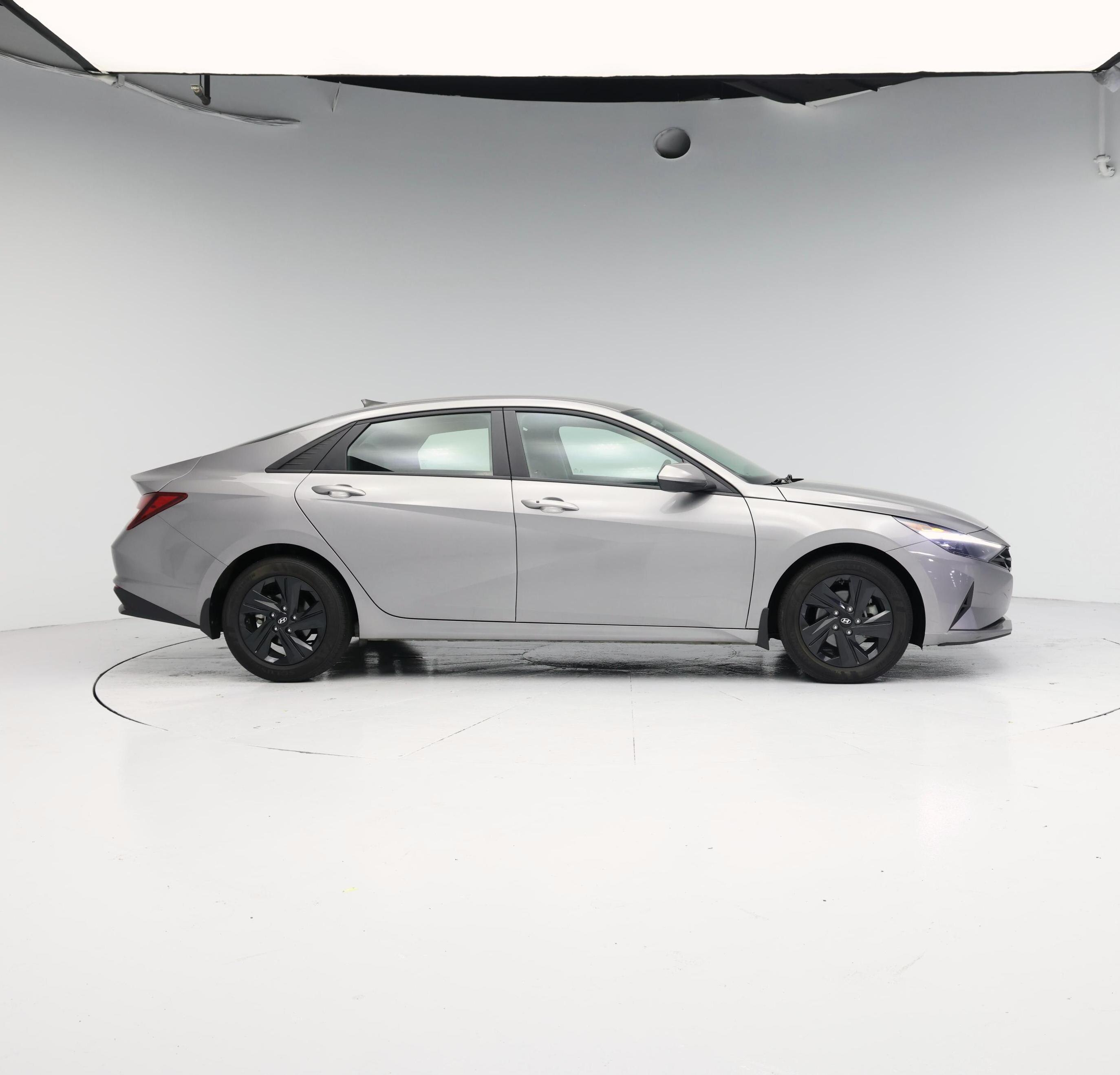 Thumbnail: 2023 Hyundai Elantra - 7