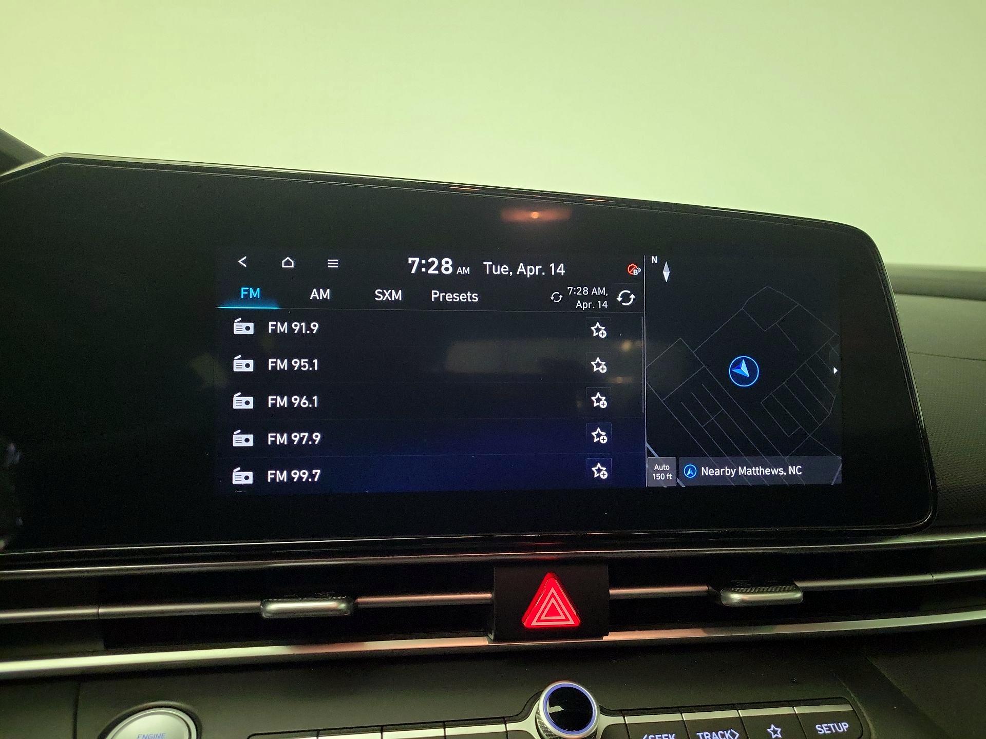 Thumbnail: 2023 Hyundai Elantra - 16