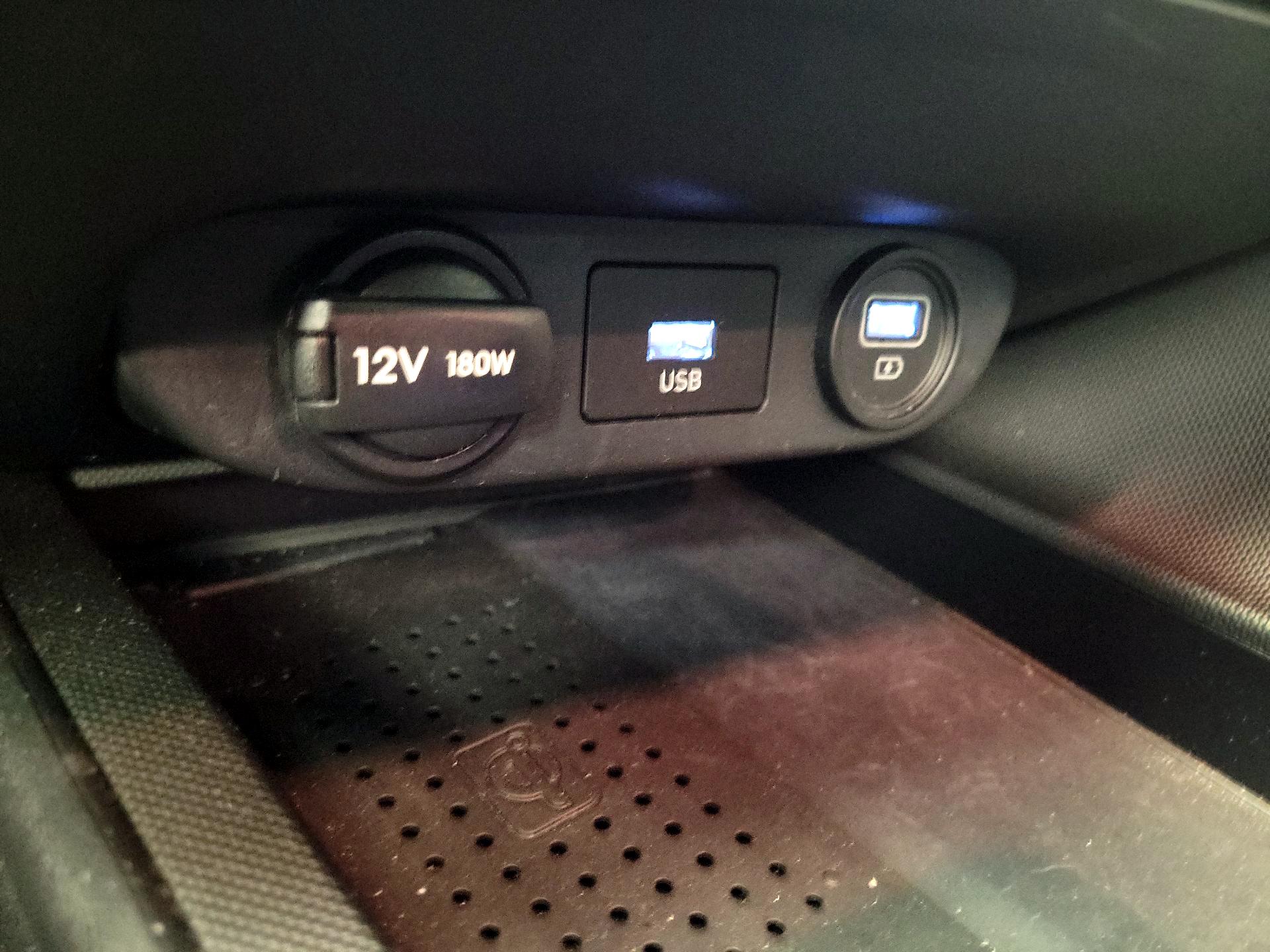 Thumbnail: 2023 Hyundai Elantra - 19