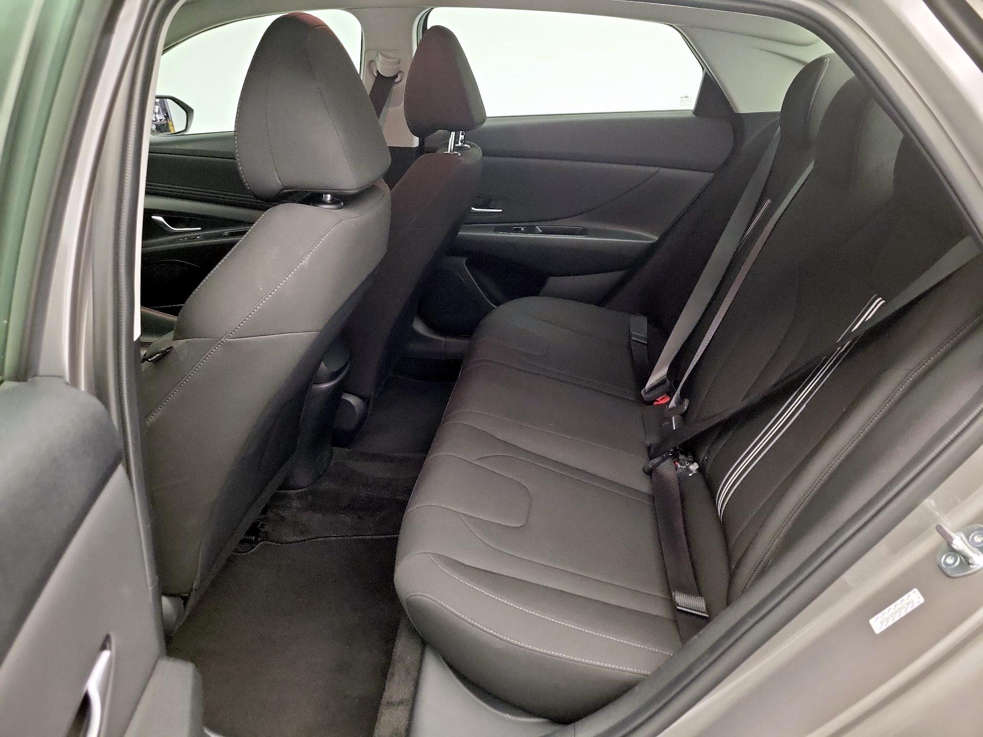 Thumbnail: 2023 Hyundai Elantra - 20