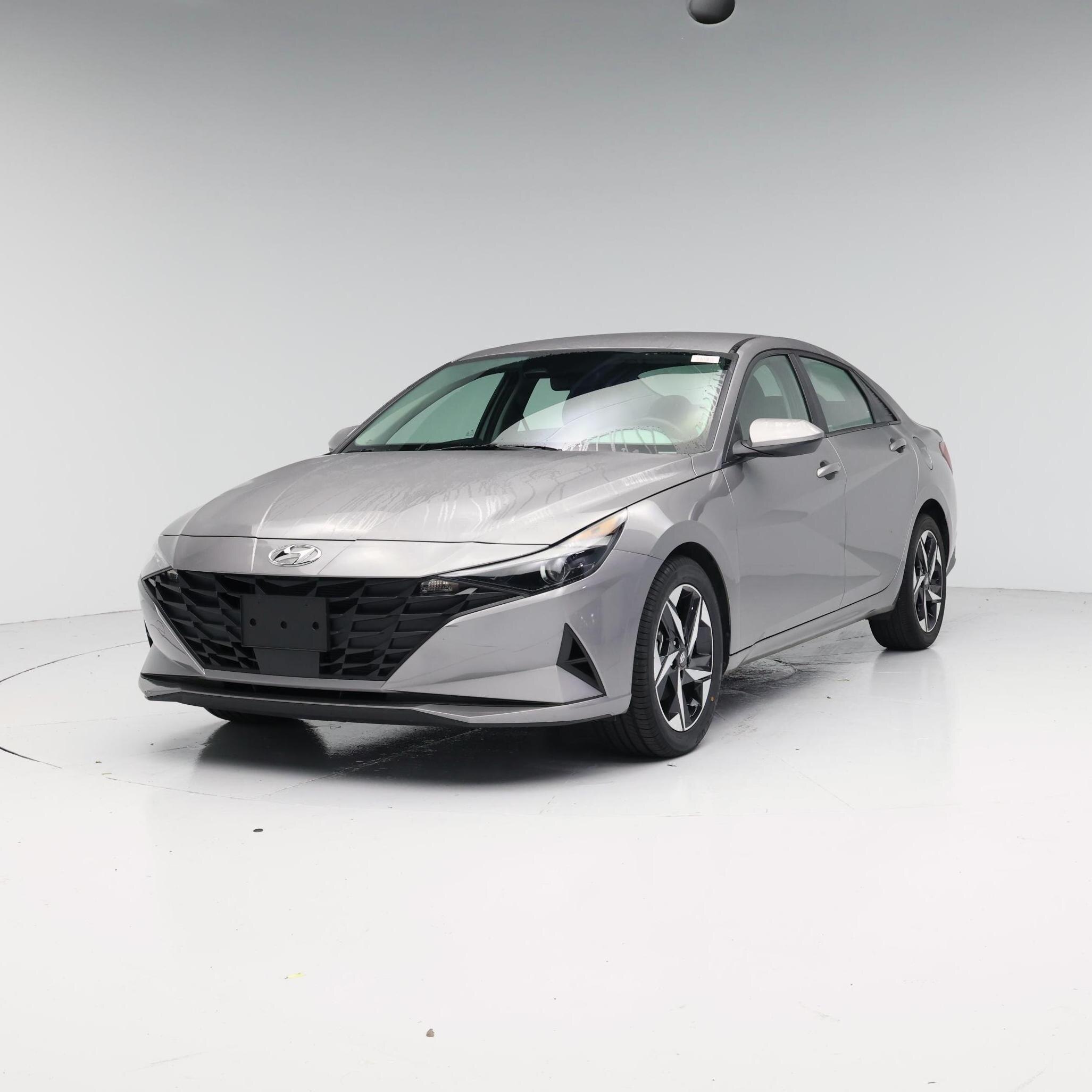 Thumbnail: 2023 Hyundai Elantra - 4