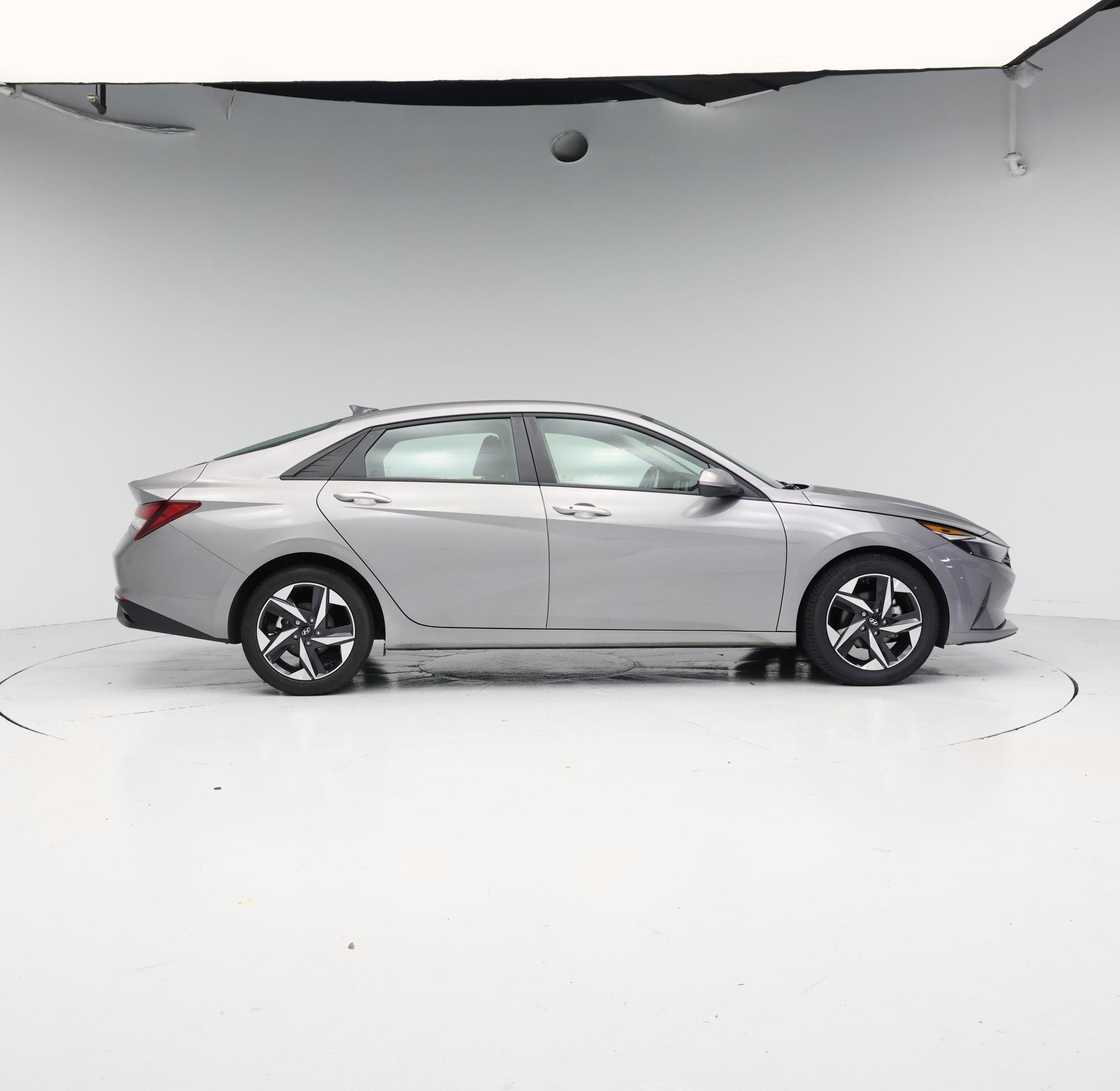 Thumbnail: 2023 Hyundai Elantra - 7