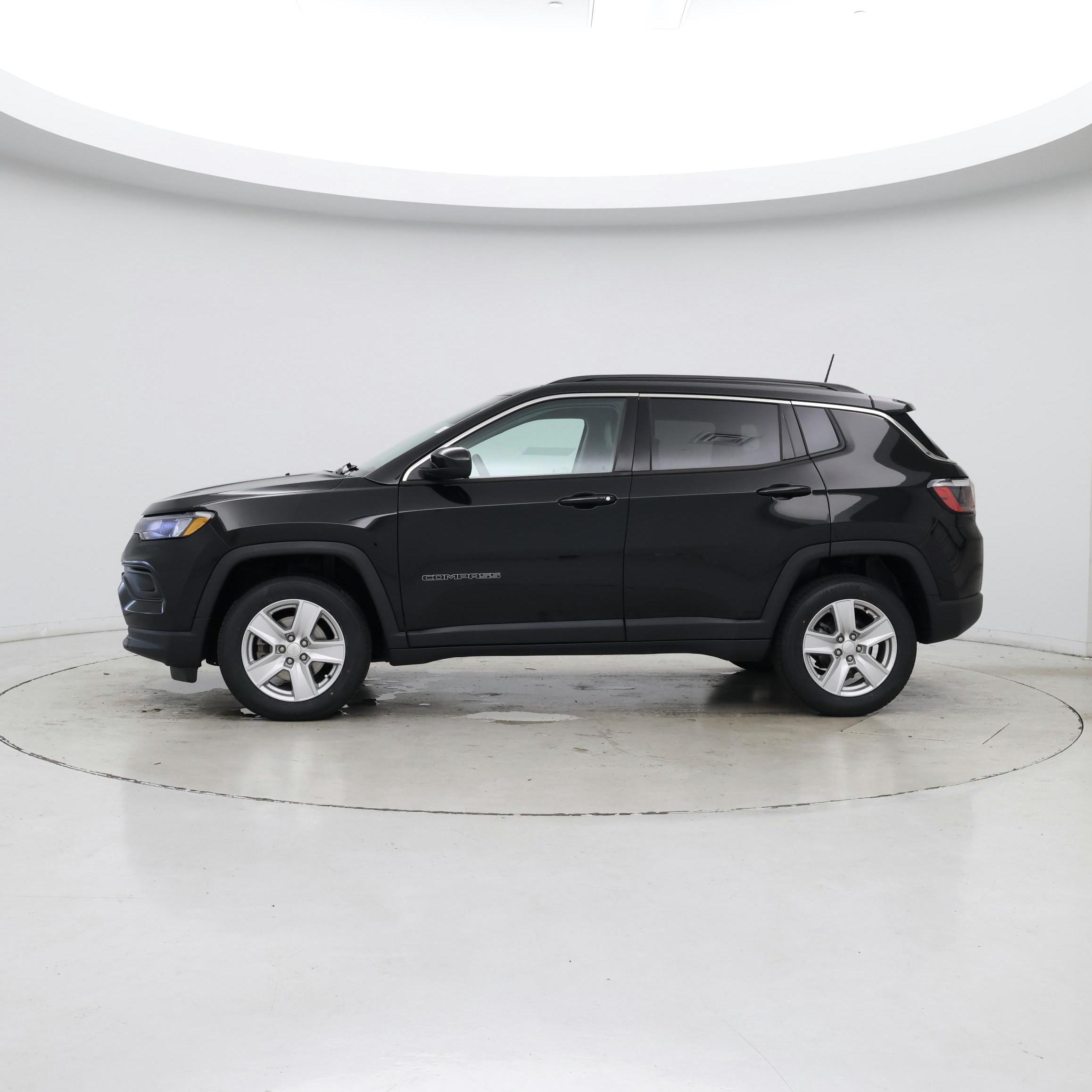 Thumbnail: 2022 Jeep Compass - 3