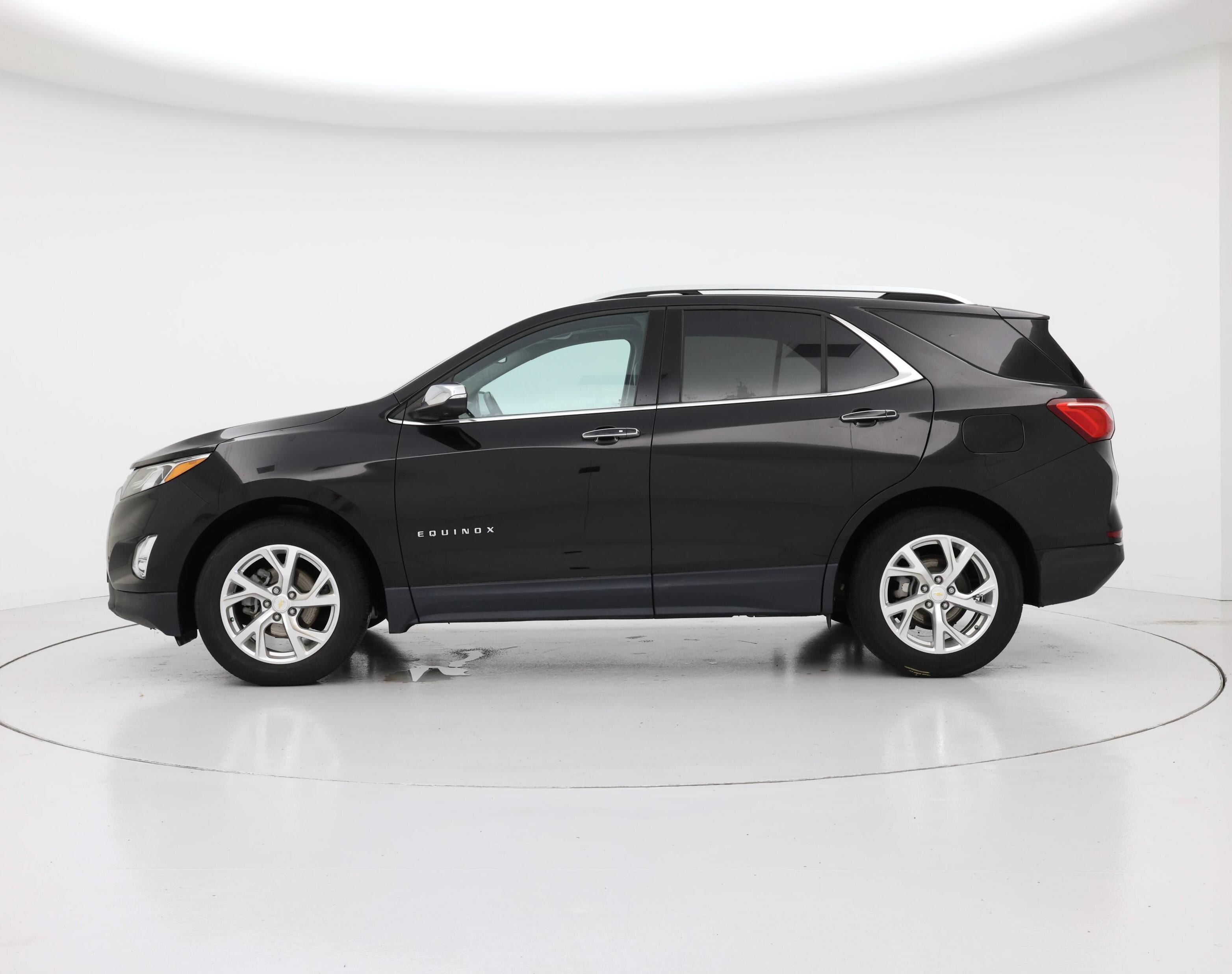 Thumbnail: 2020 Chevrolet Equinox - 3