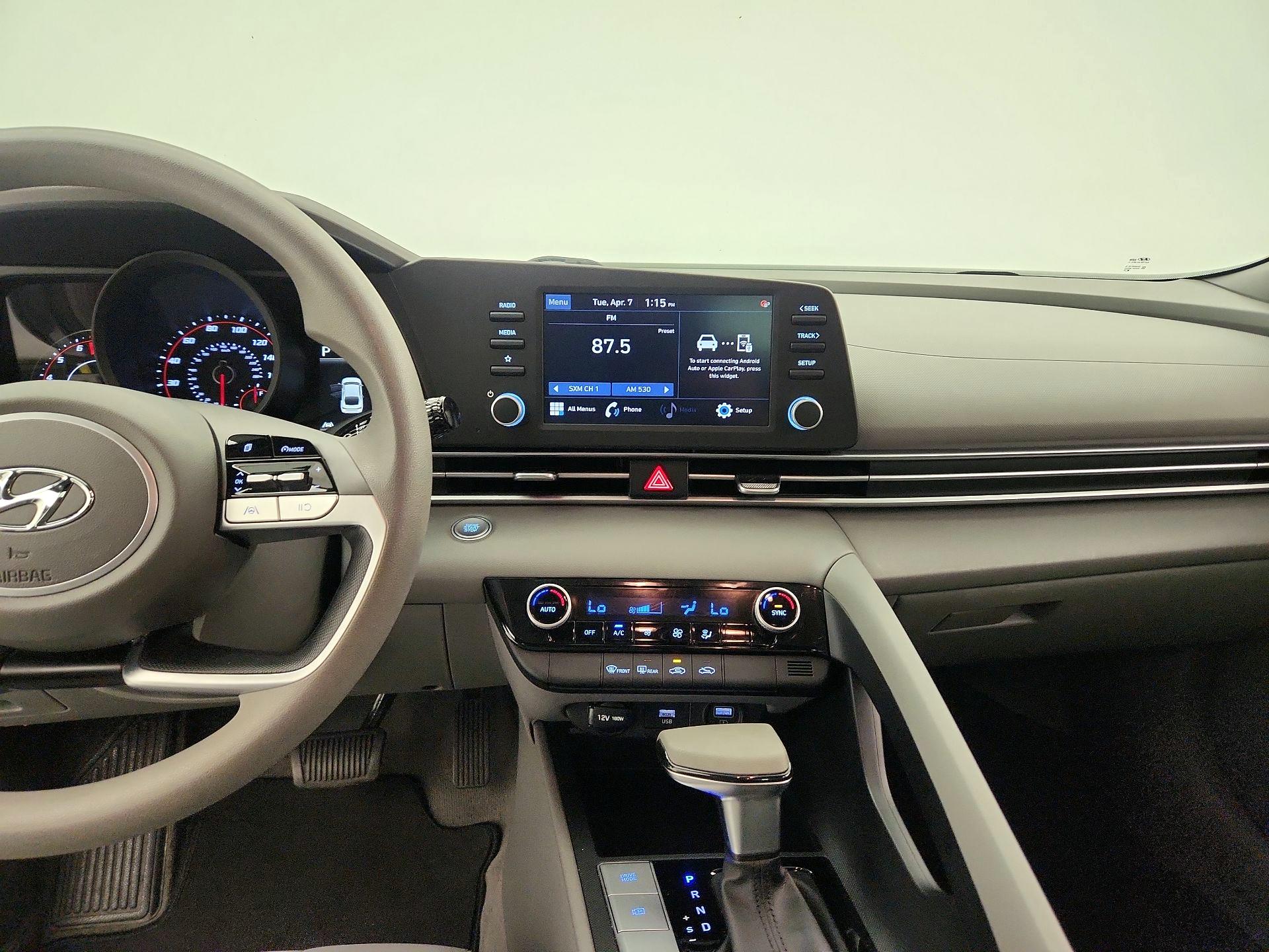 Thumbnail: 2022 Hyundai Elantra - 9