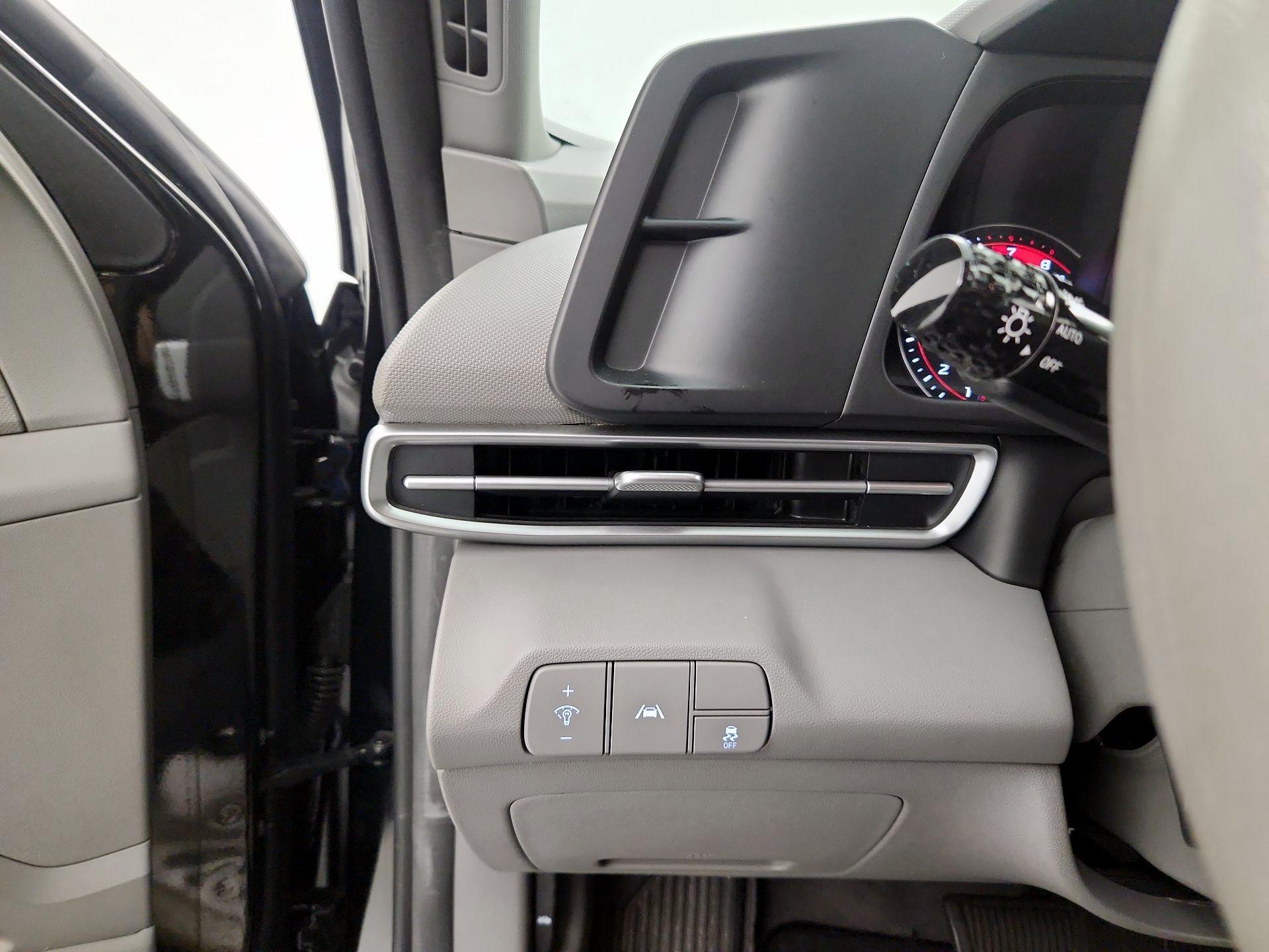 Thumbnail: 2022 Hyundai Elantra - 13