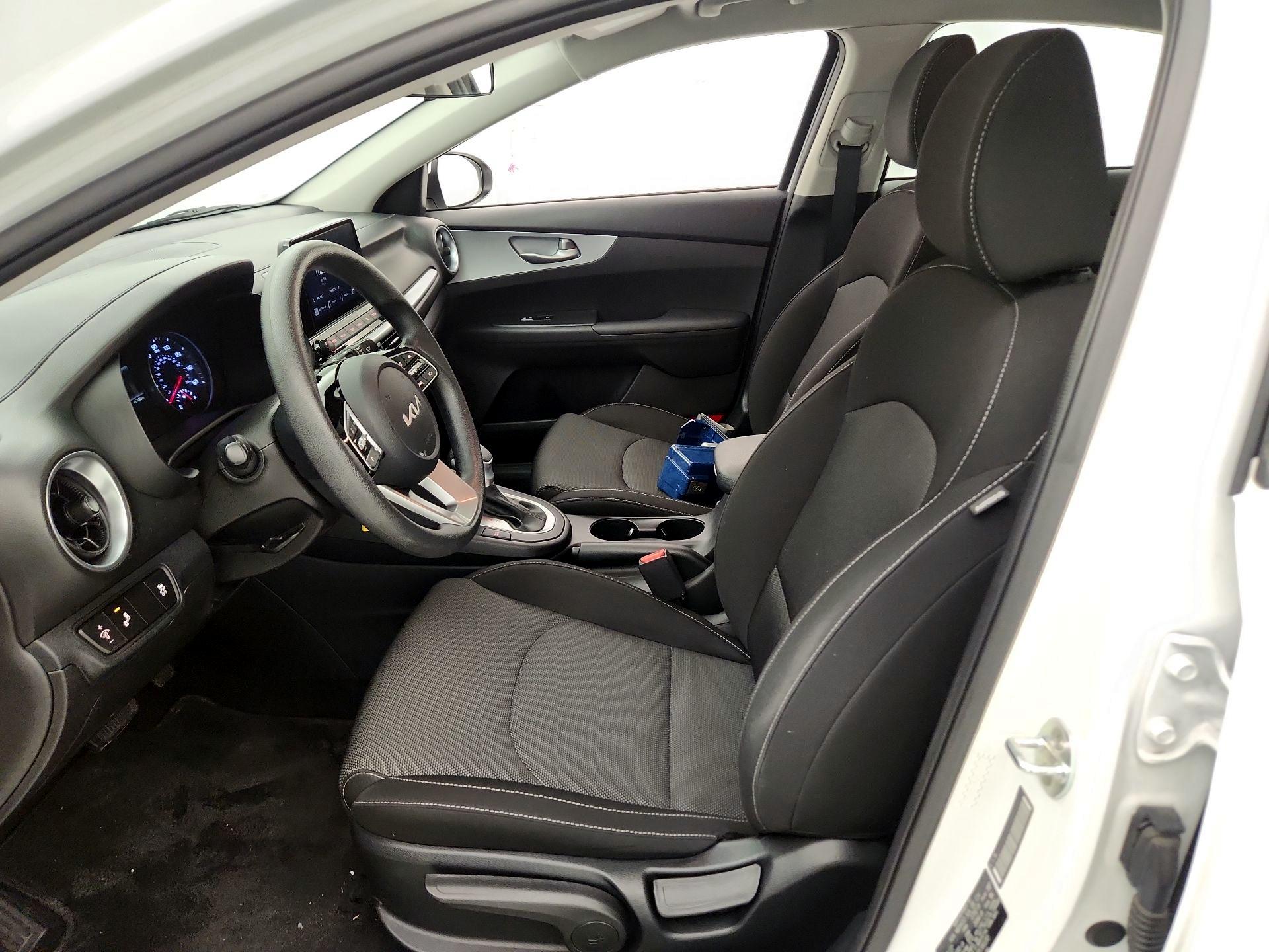 Thumbnail: 2023 Kia Forte - 11