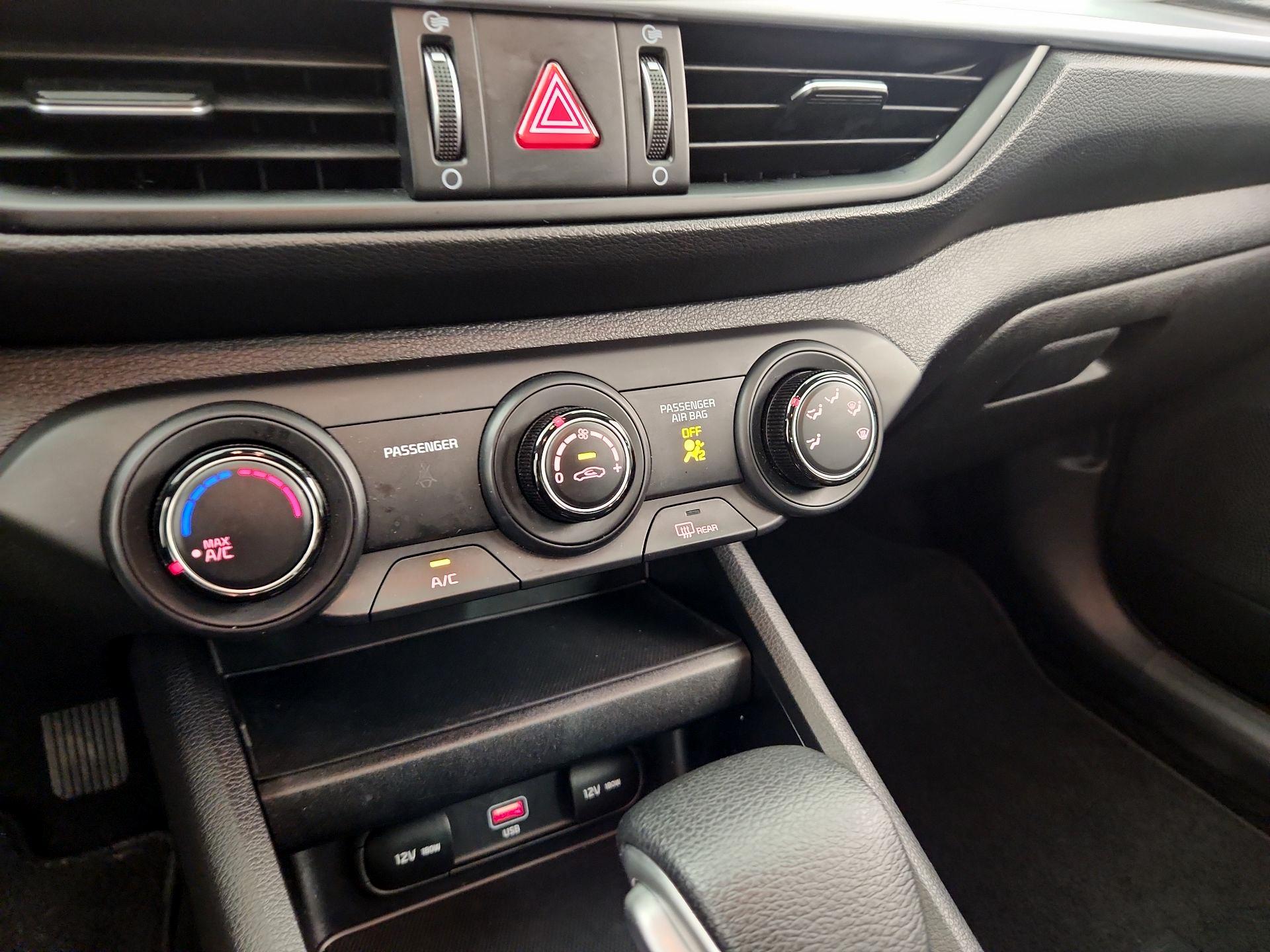 Thumbnail: 2023 Kia Forte - 16