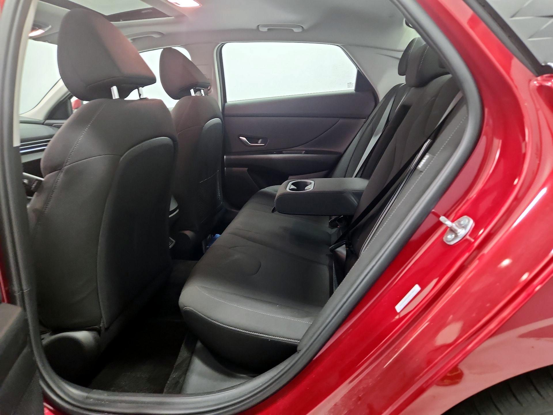 Thumbnail: 2025 Hyundai Elantra - 18