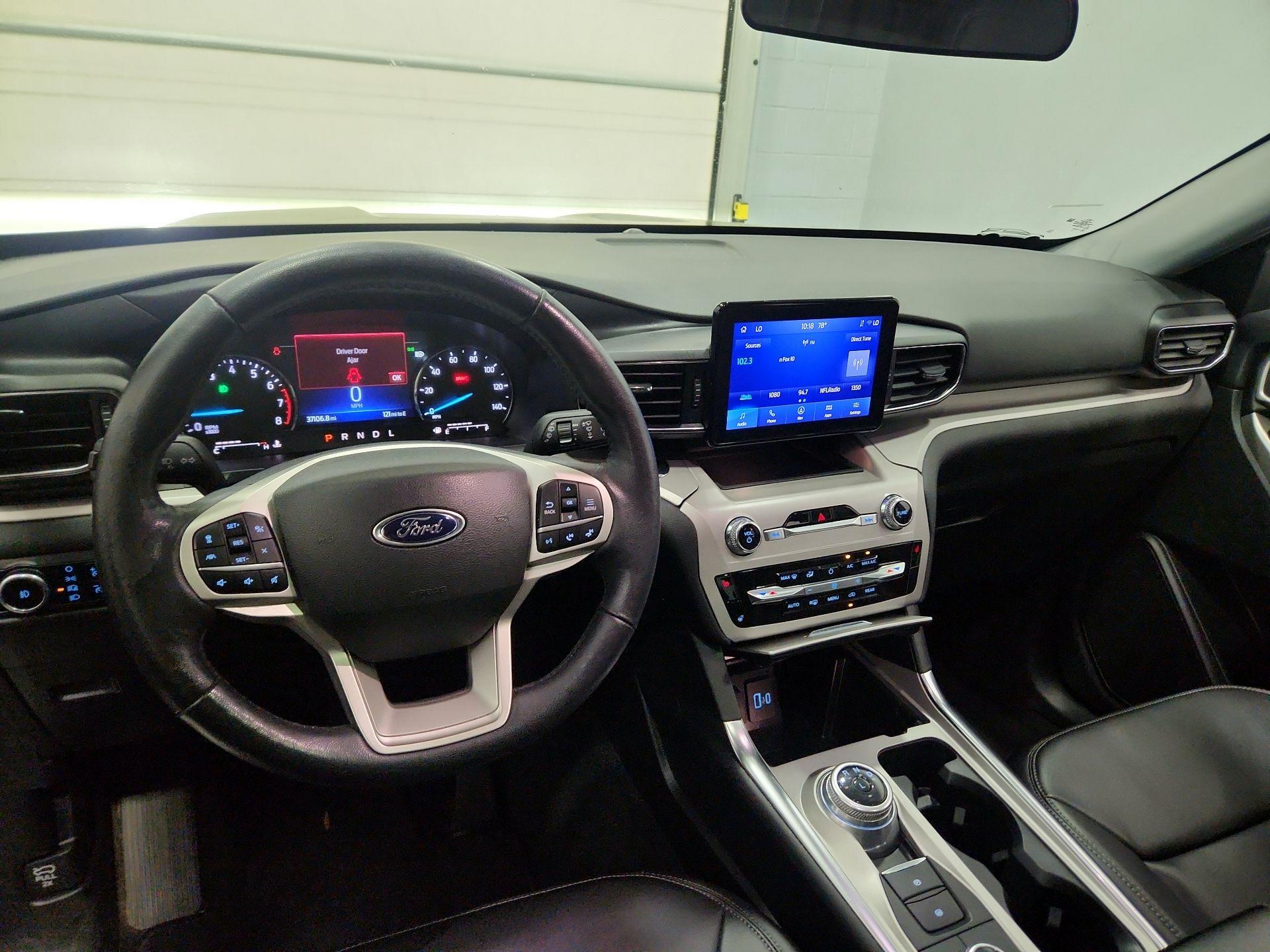 Thumbnail: 2023 Ford Explorer - 9