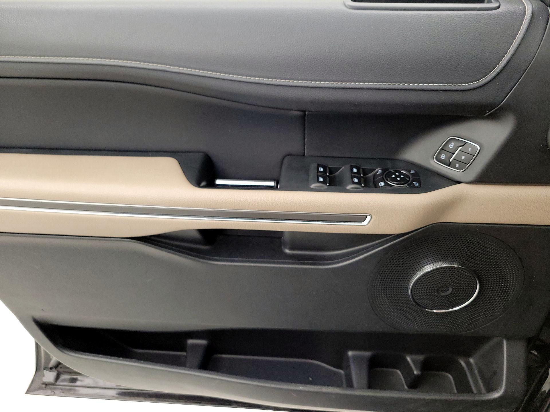 Thumbnail: 2024 Ford Expedition MAX - 12