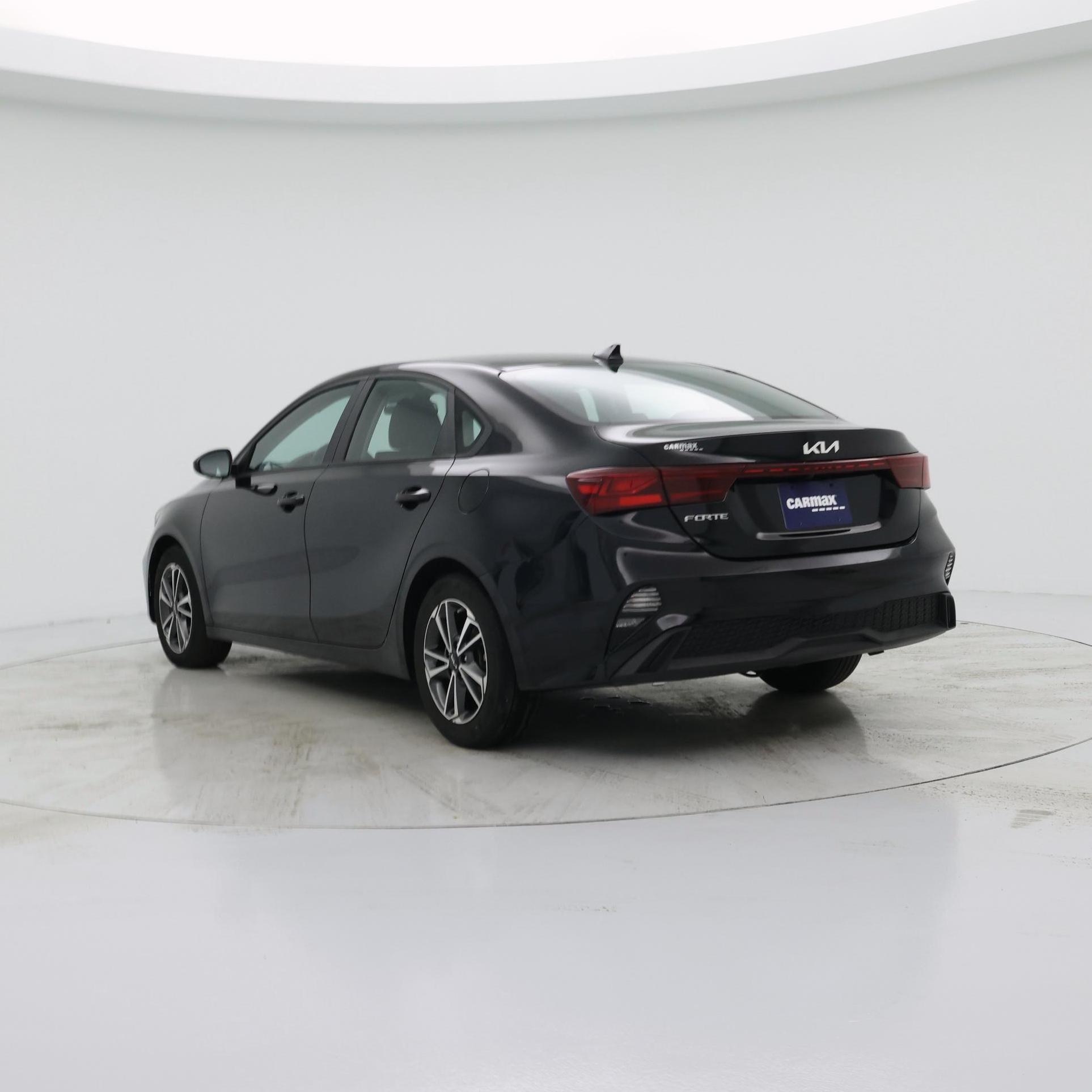 Thumbnail: 2023 Kia Forte - 2