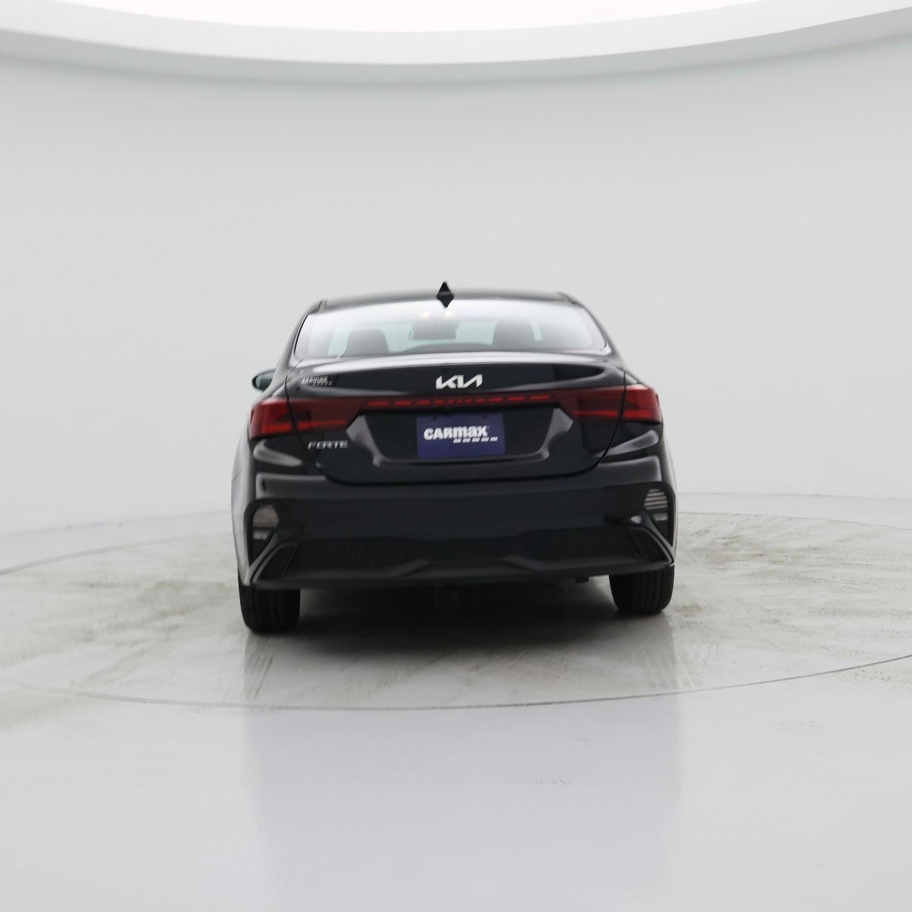 Thumbnail: 2023 Kia Forte - 6
