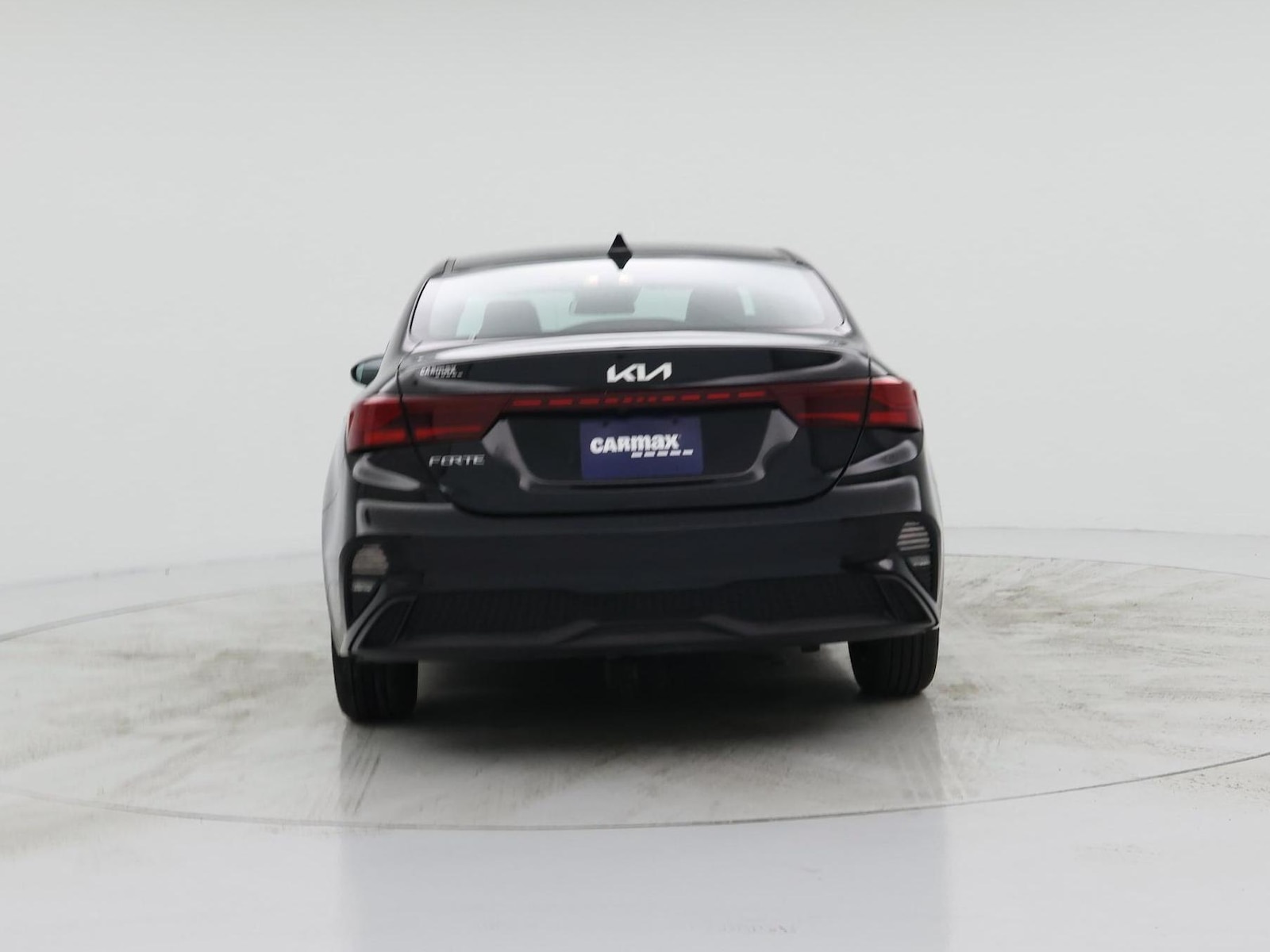 2023 Kia Forte LXS - Photo 7