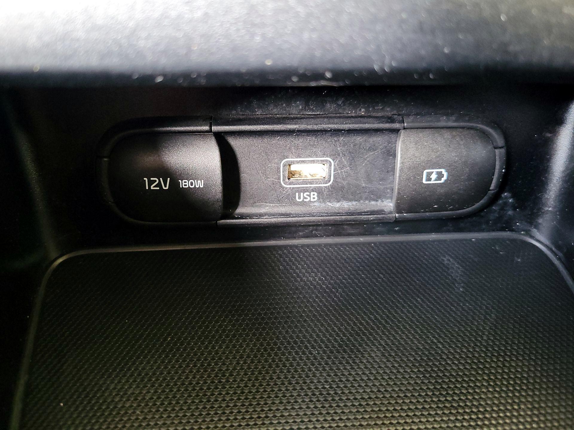 Thumbnail: 2023 Kia Forte - 19