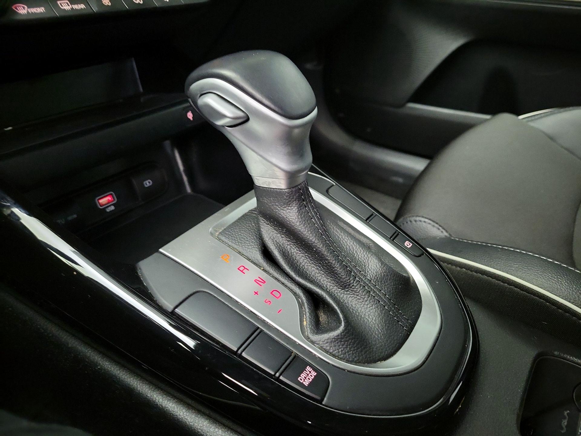 Thumbnail: 2023 Kia Forte - 17