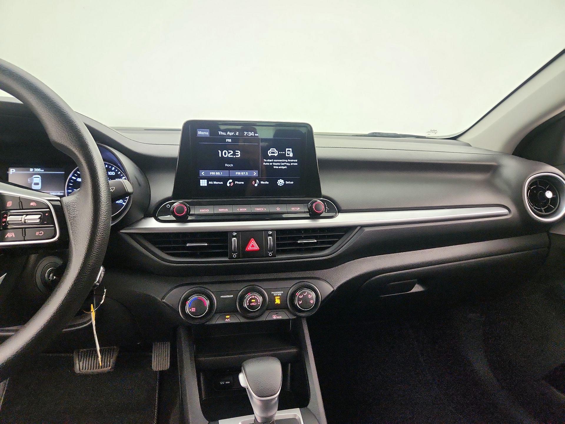 Thumbnail: 2024 Kia Forte - 9