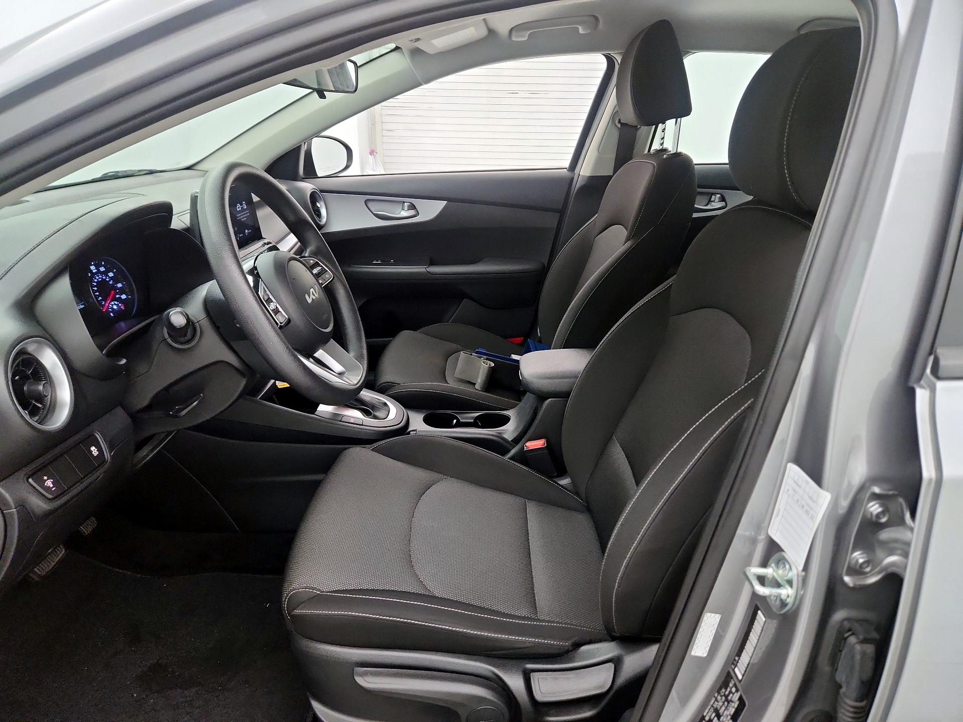 Thumbnail: 2024 Kia Forte - 11