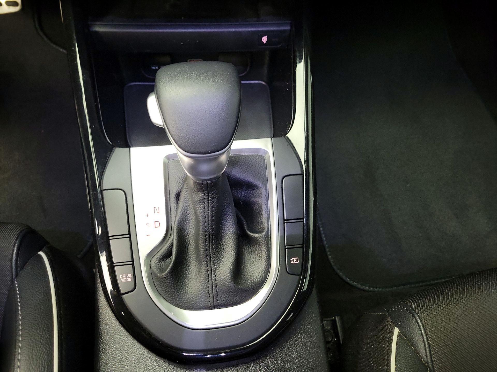 Thumbnail: 2023 Kia Forte - 18