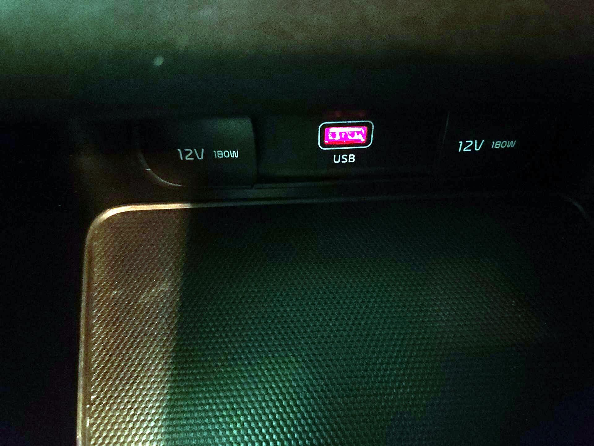 Thumbnail: 2023 Kia Forte - 18