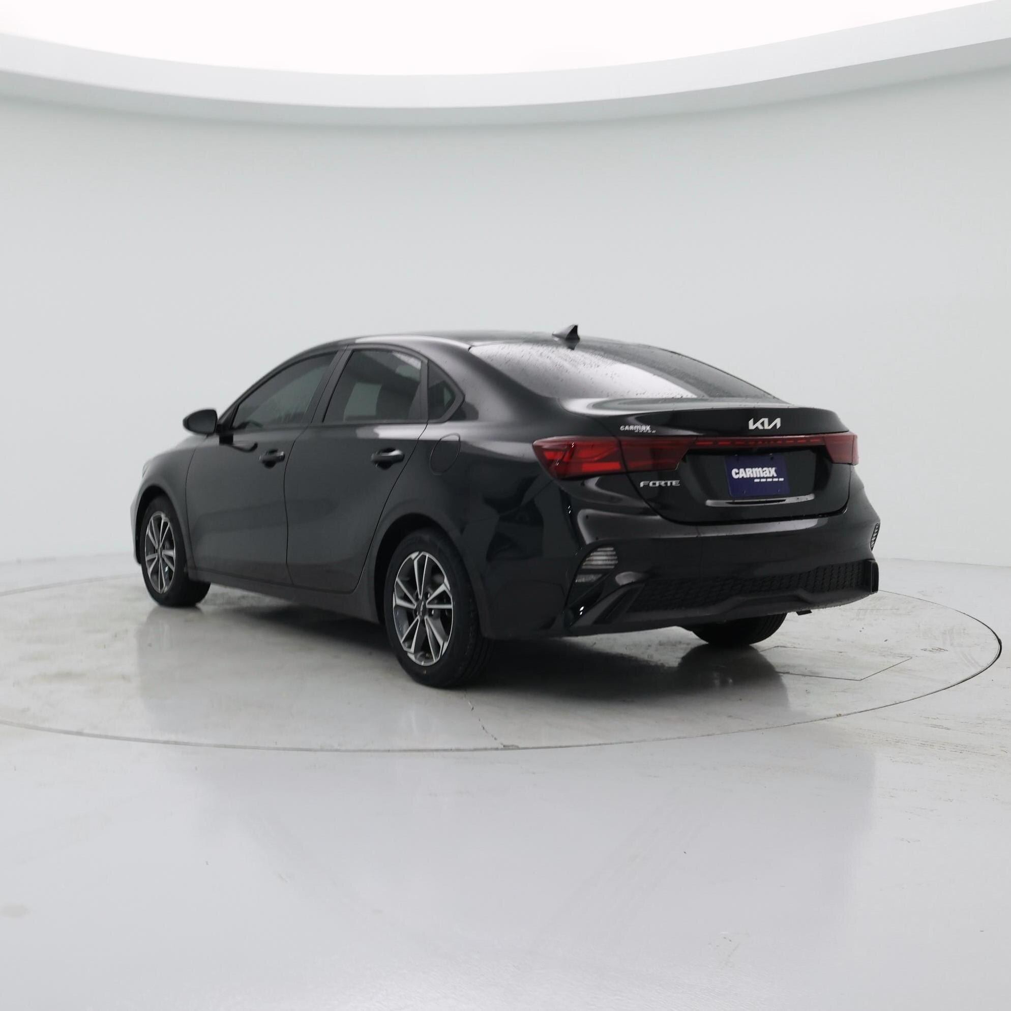 Thumbnail: 2023 Kia Forte - 2