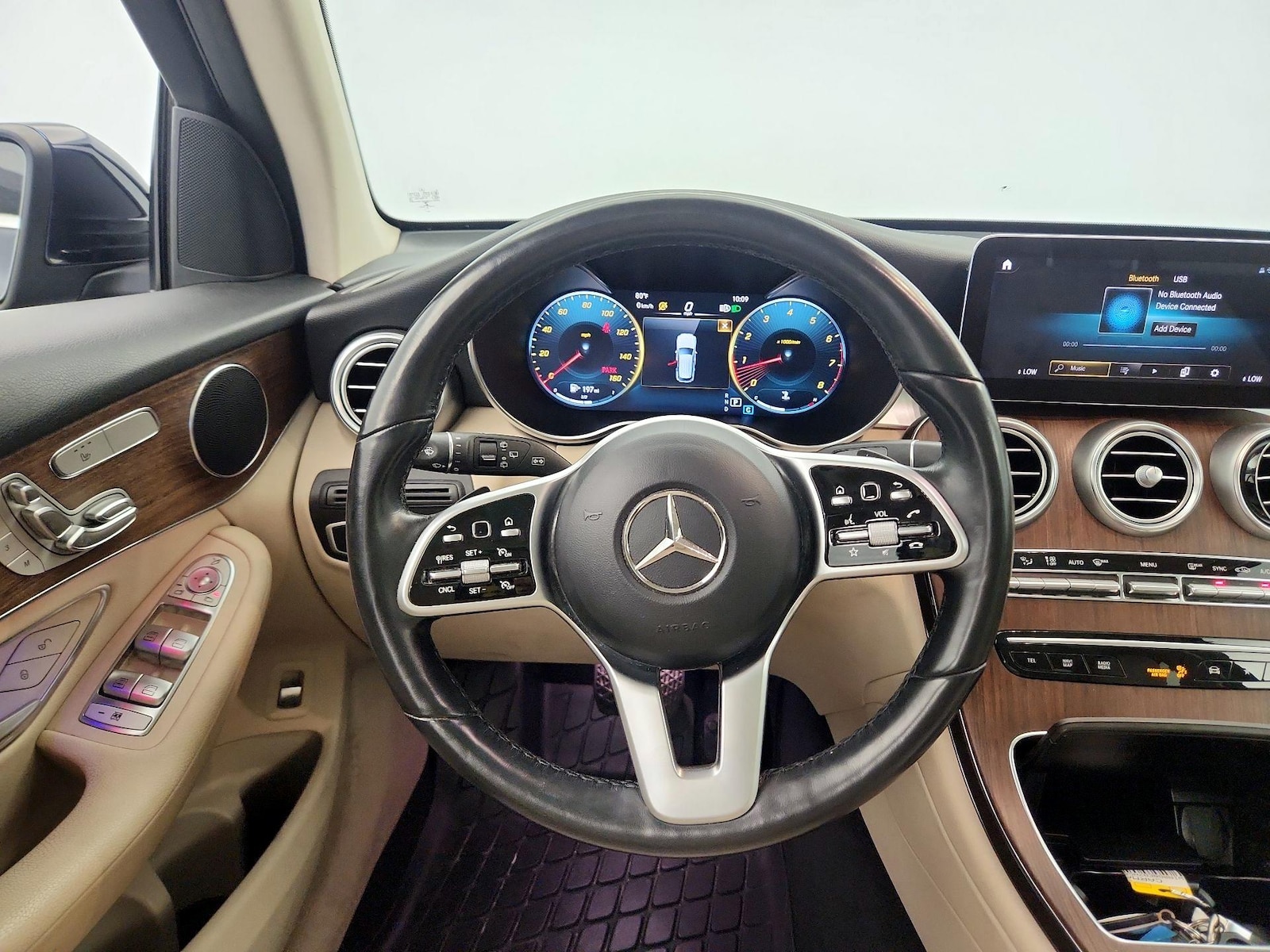 2022 Mercedes-Benz GLC GLC300 - Photo 11