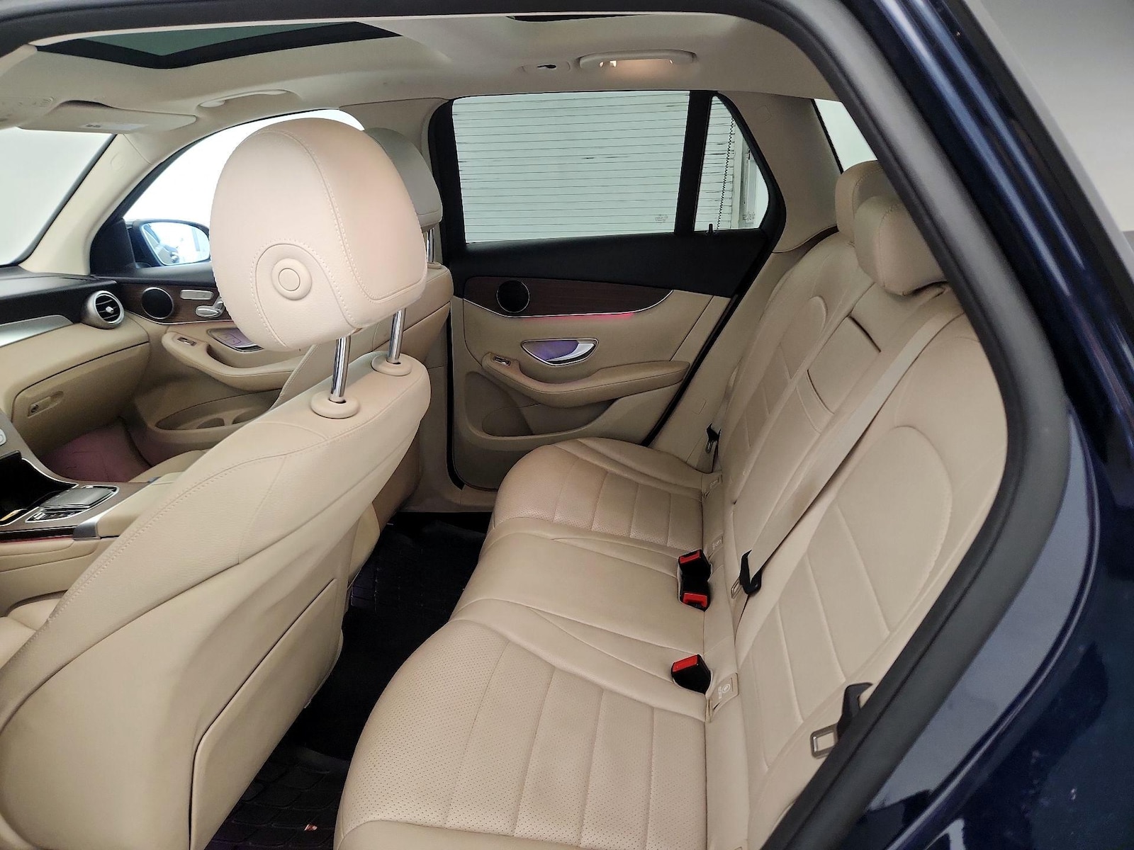 2022 Mercedes-Benz GLC GLC300 - Photo 19