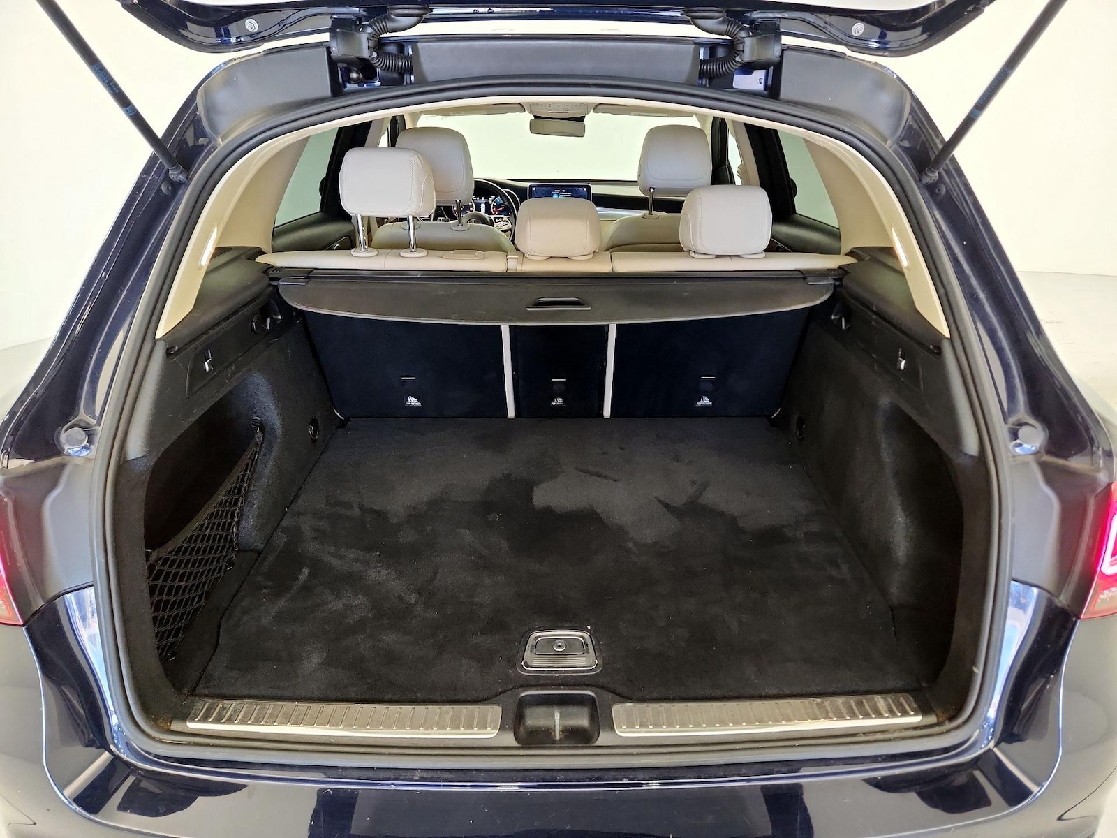 2022 Mercedes-Benz GLC GLC300 - Photo 20