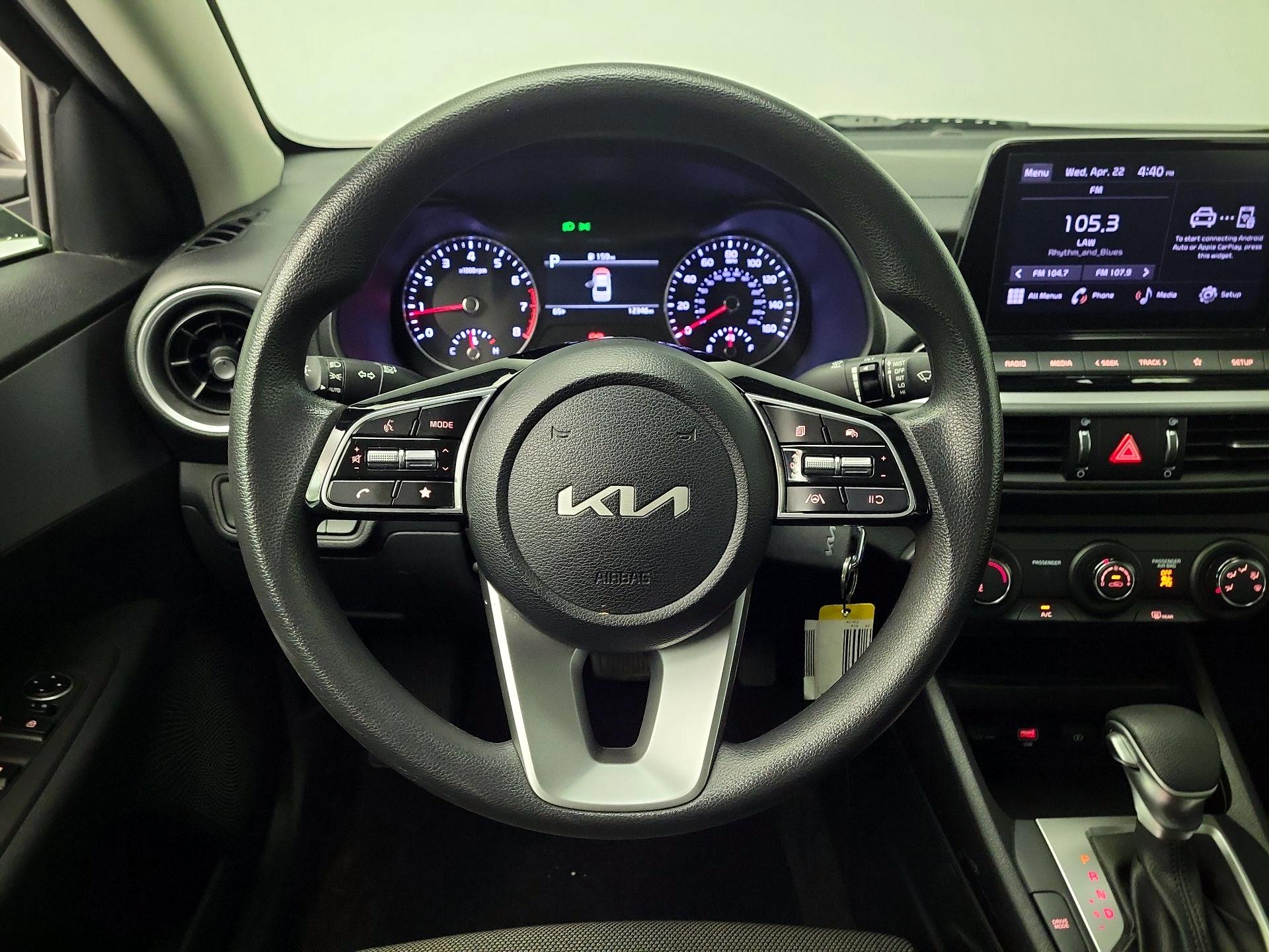 Thumbnail: 2024 Kia Forte - 10