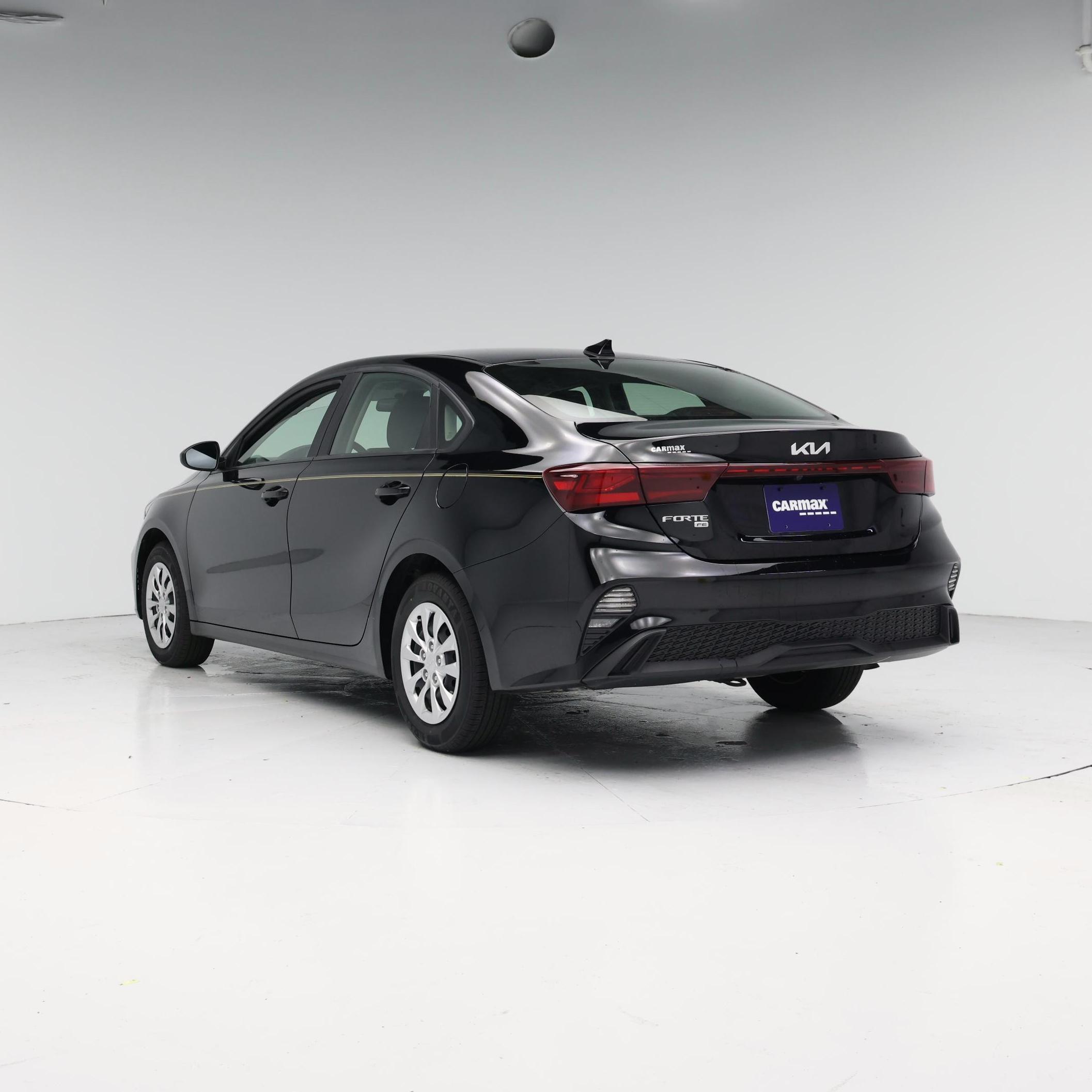 Thumbnail: 2024 Kia Forte - 2