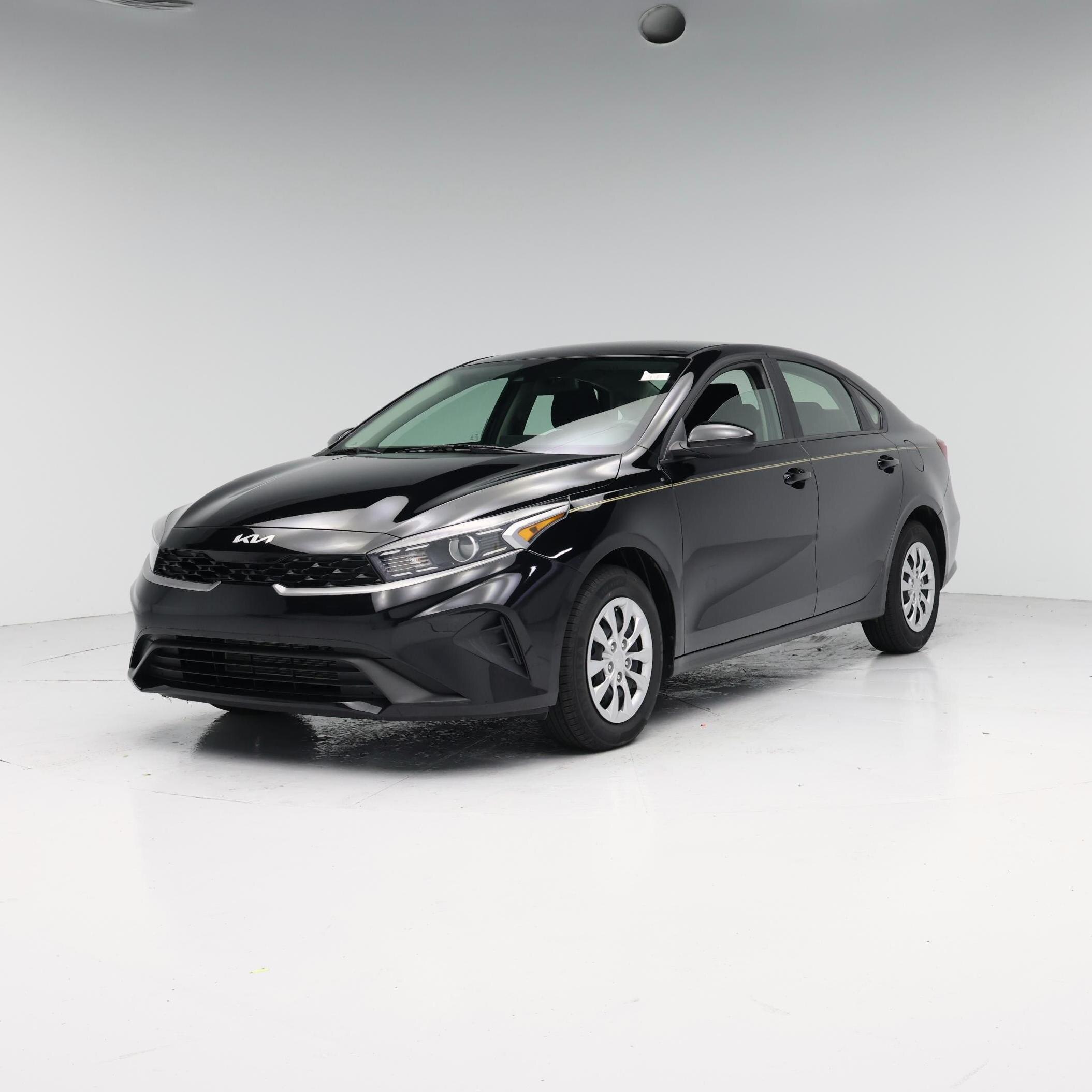 Thumbnail: 2024 Kia Forte - 4