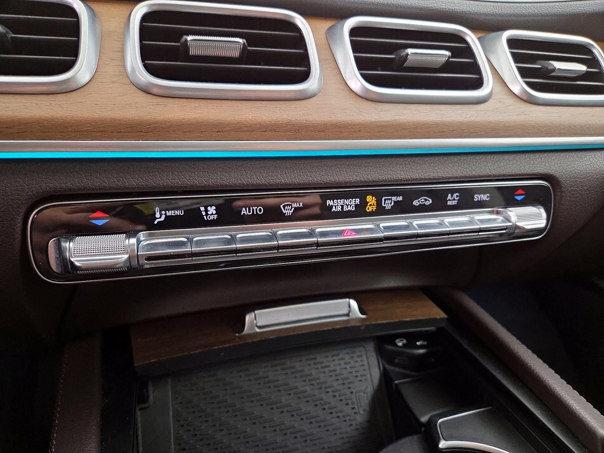 Thumbnail: 2020 Mercedes-Benz GLE - 17